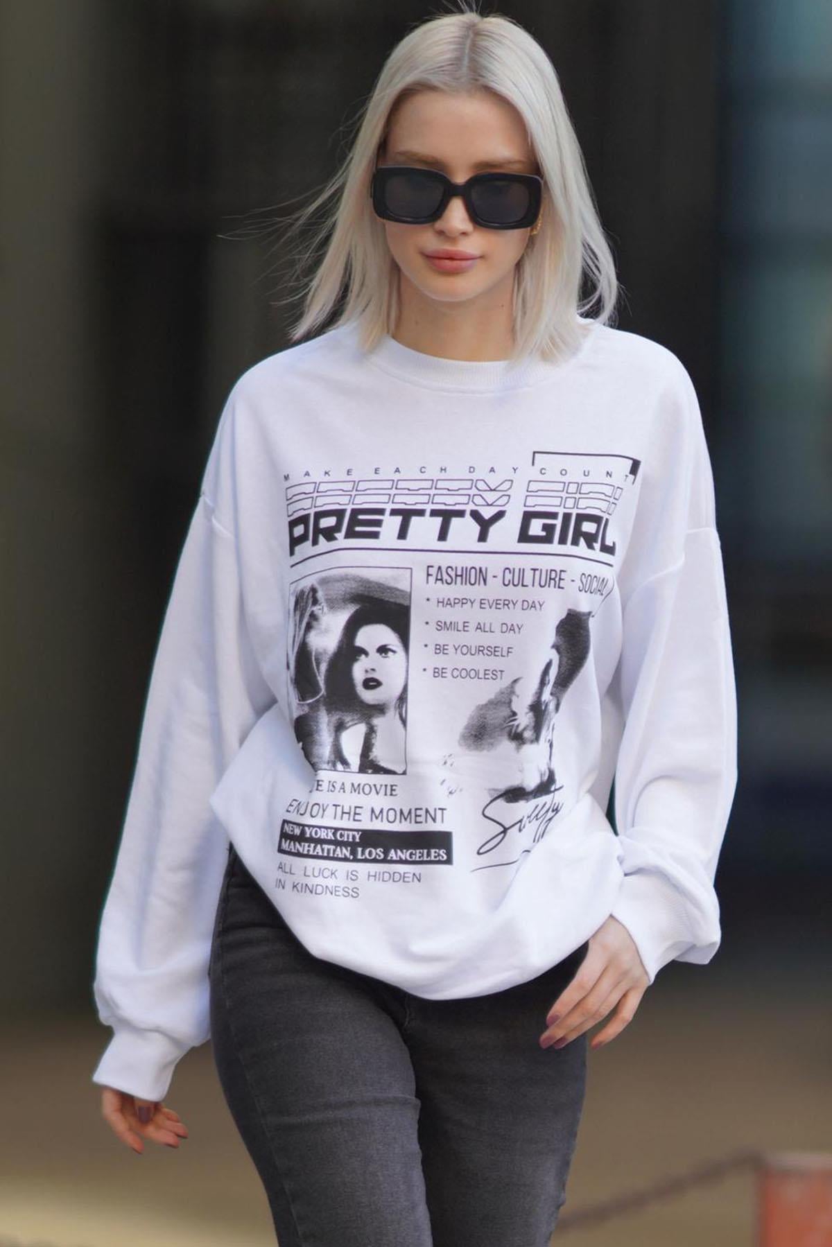 Beyaz Baskılı Oversize Kadın Sweatshirt  MG1923