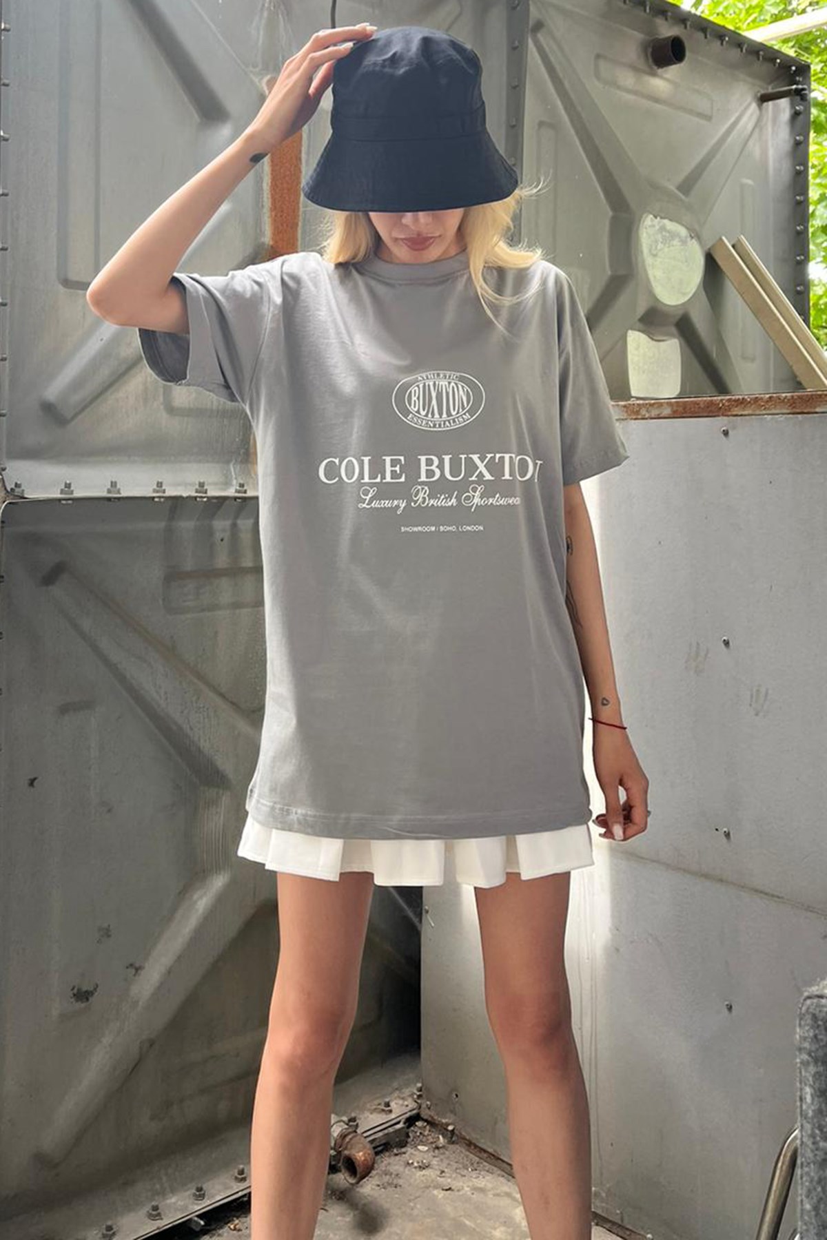 Boyalı Gri Baskılı Oversize Tişört MG1512