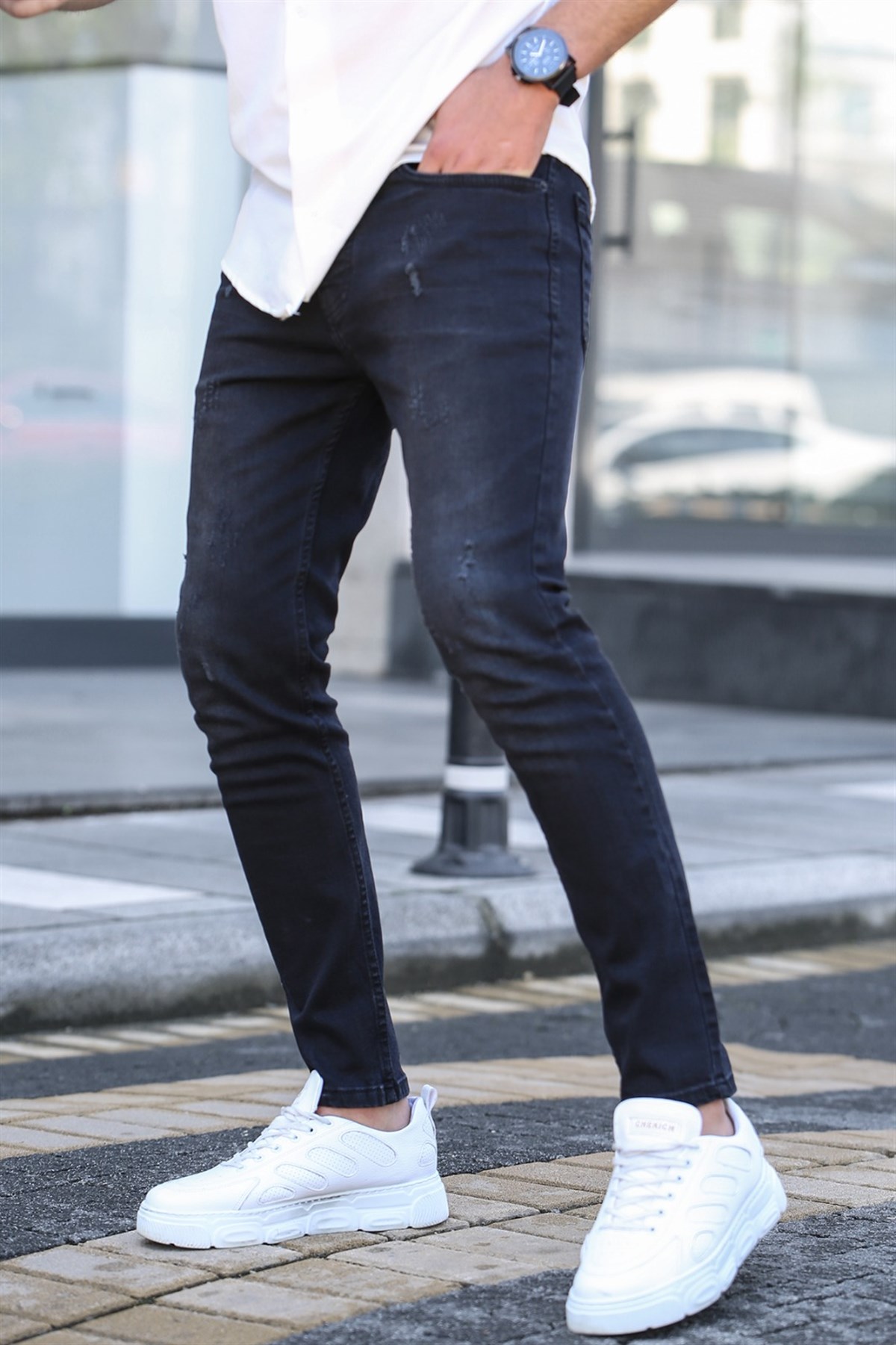 Men Black Slim Fit Jeans -- Madmext