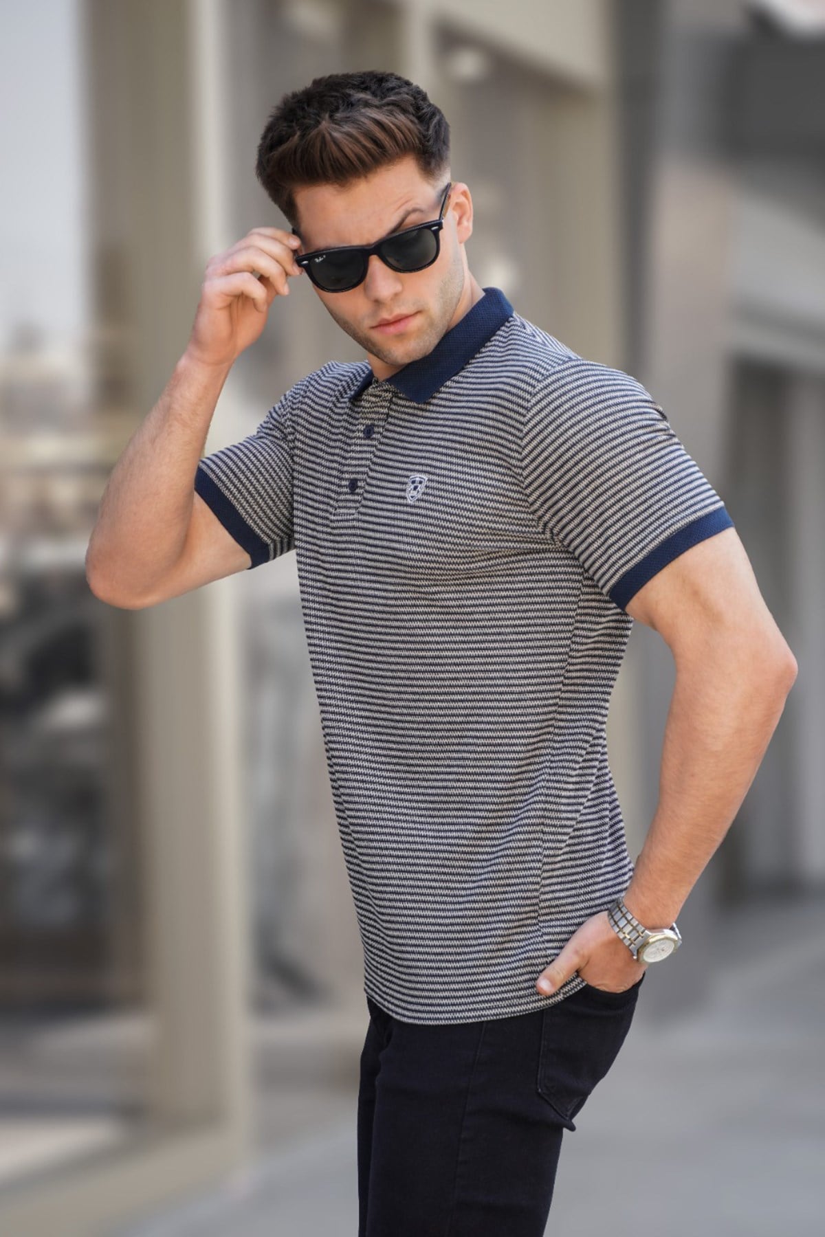 Kahverengi Çizgili Polo Yaka Tişört 5881