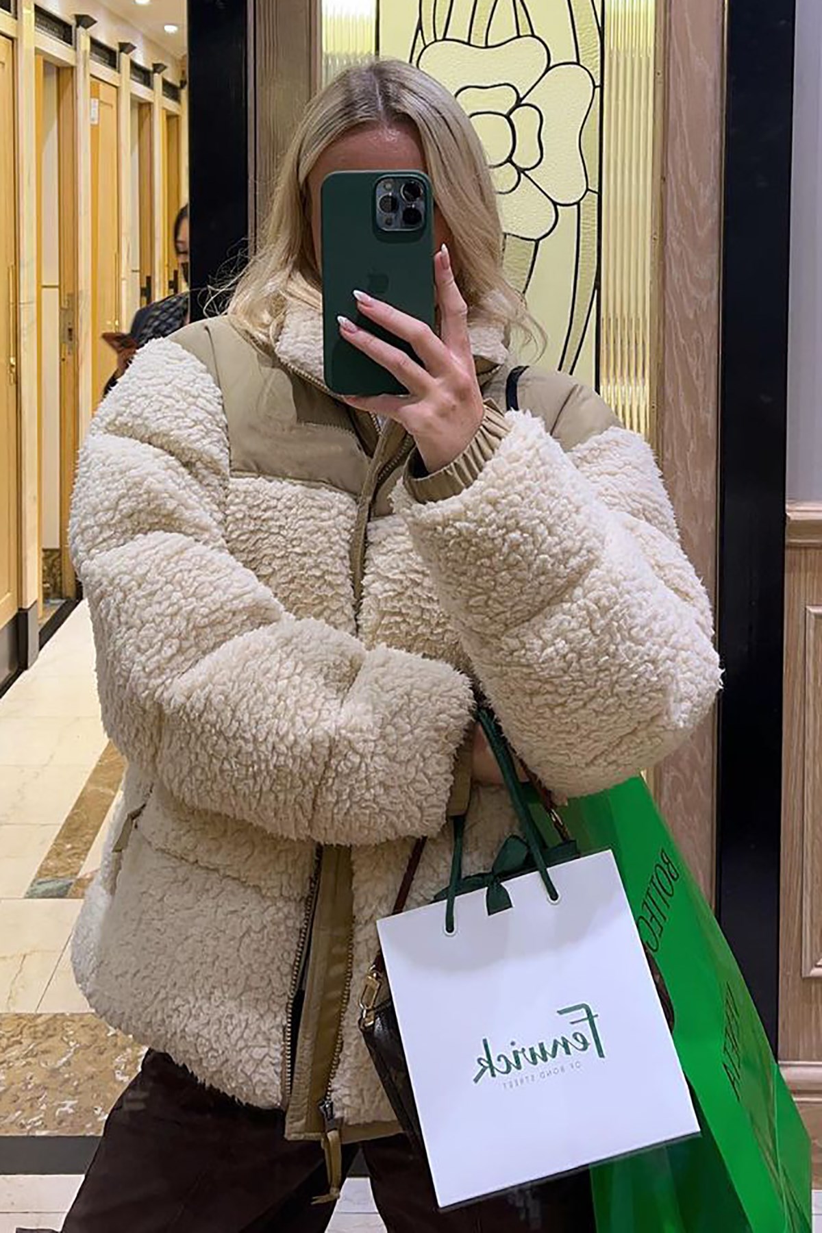 Beige Oversize Fur Jacket -- Mad Girls -- Madmext