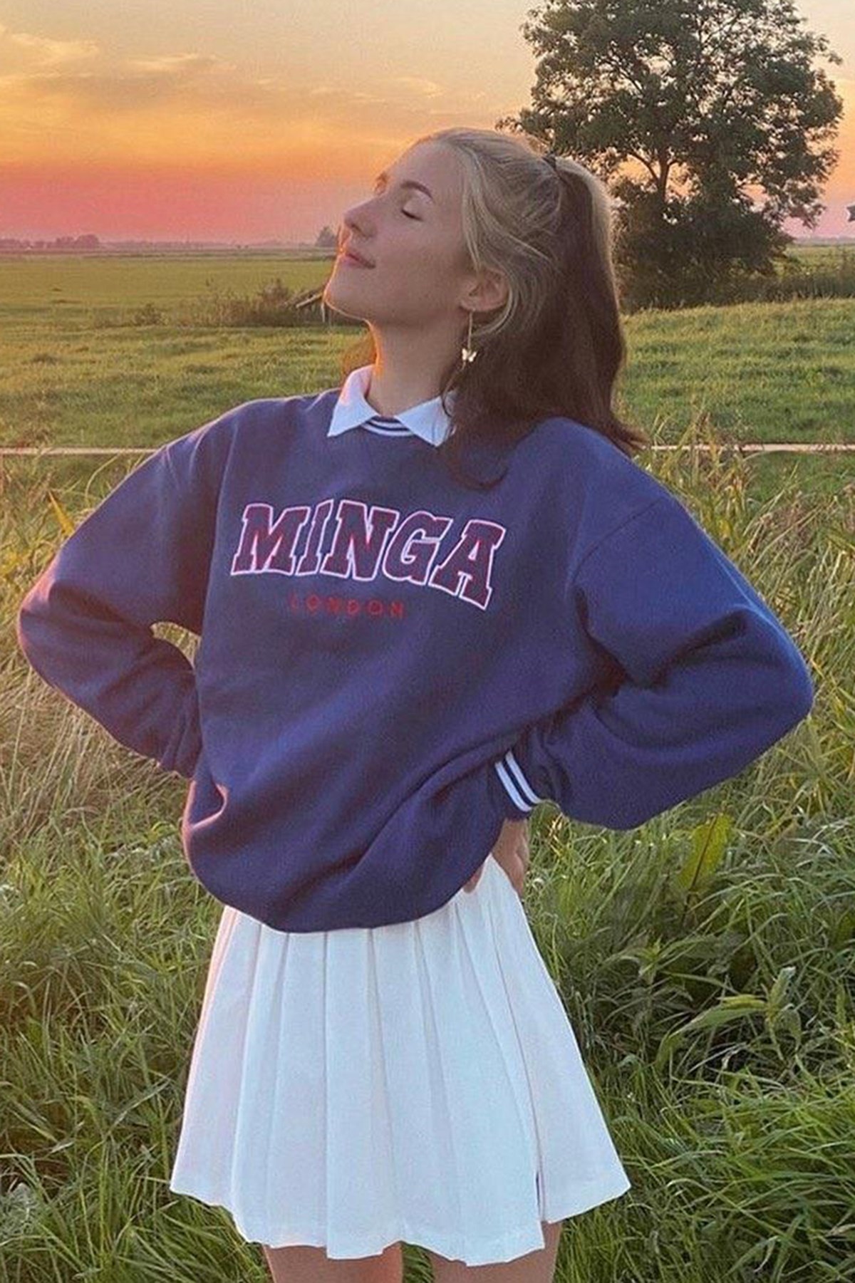 Mad Girls Mavi Sweatshirt MG1184