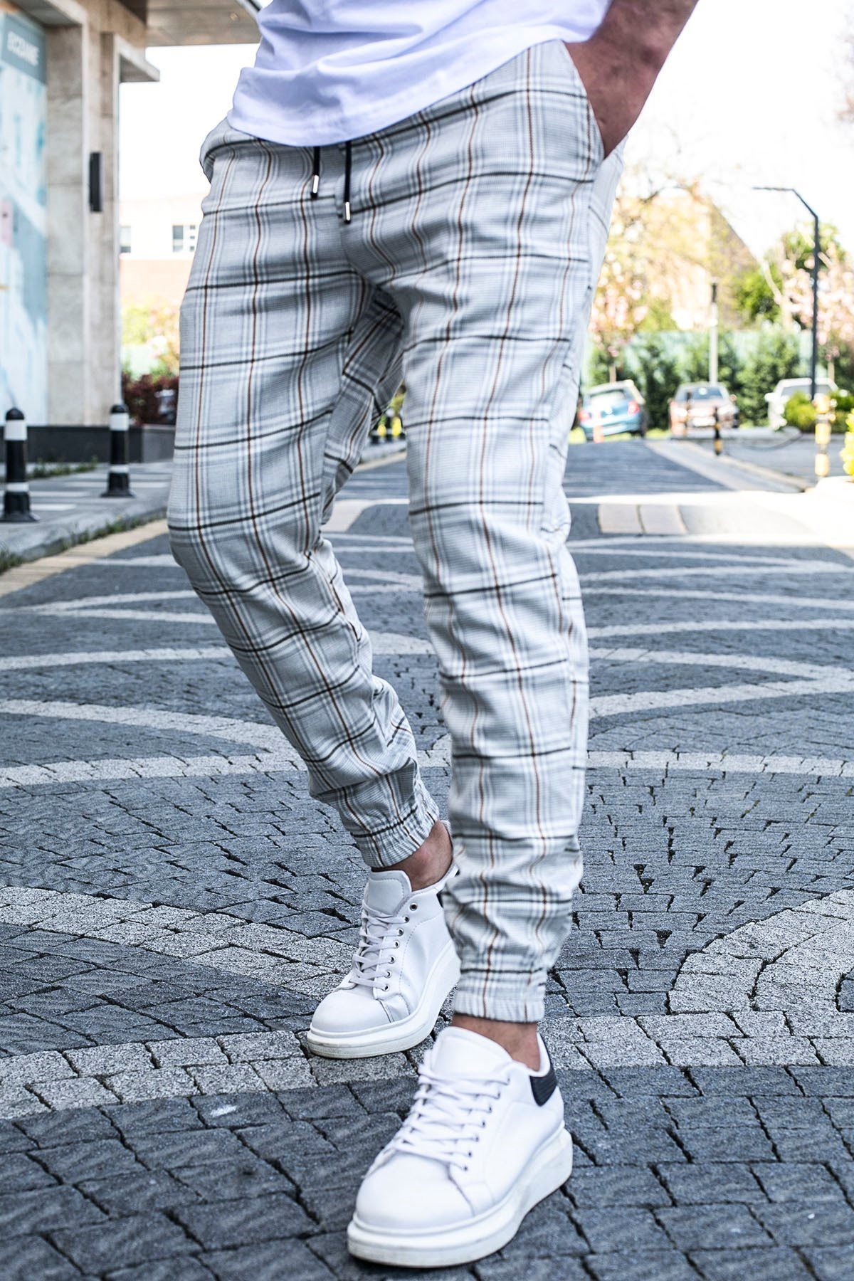 Grey Check Pants with White Shirt Outfits For Men 74 ideas  outfits   Lookastic