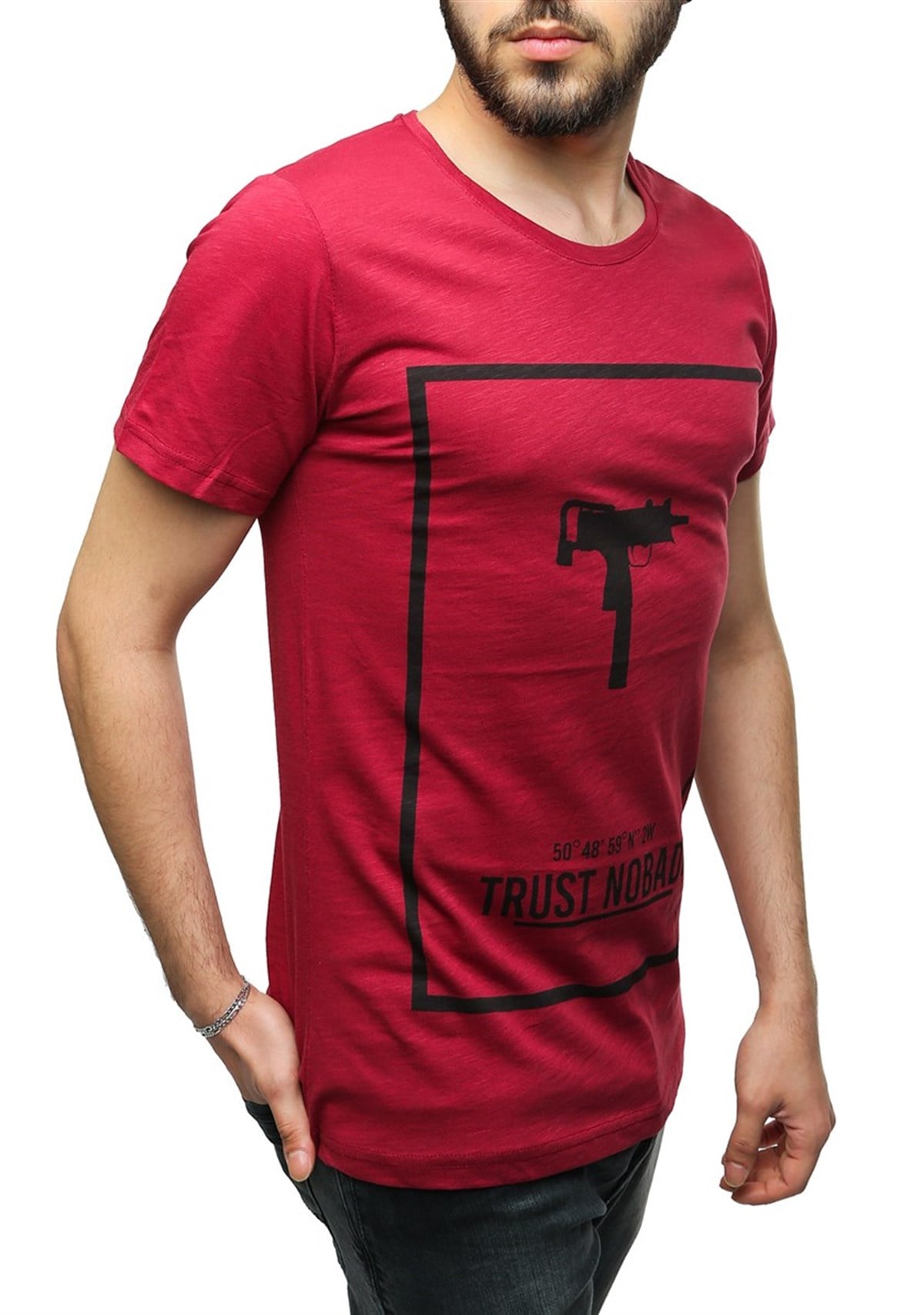 Madmext Uzi Baskılı Bordo Tişört 2533