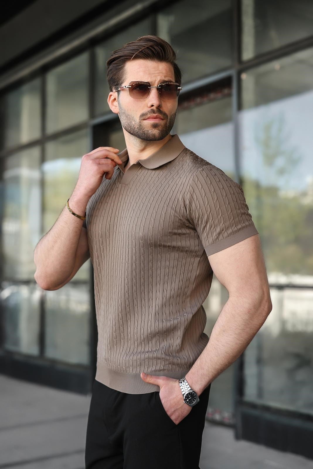 POLO T-SHIRT