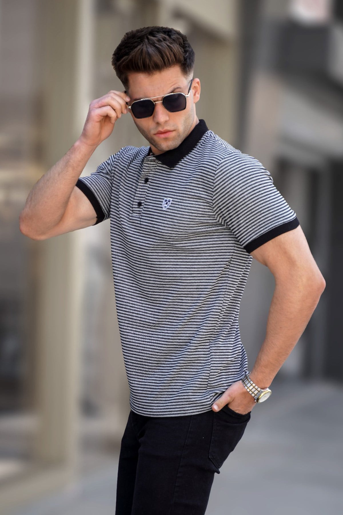 Siyah Çizgili Polo Yaka Tişört 5881