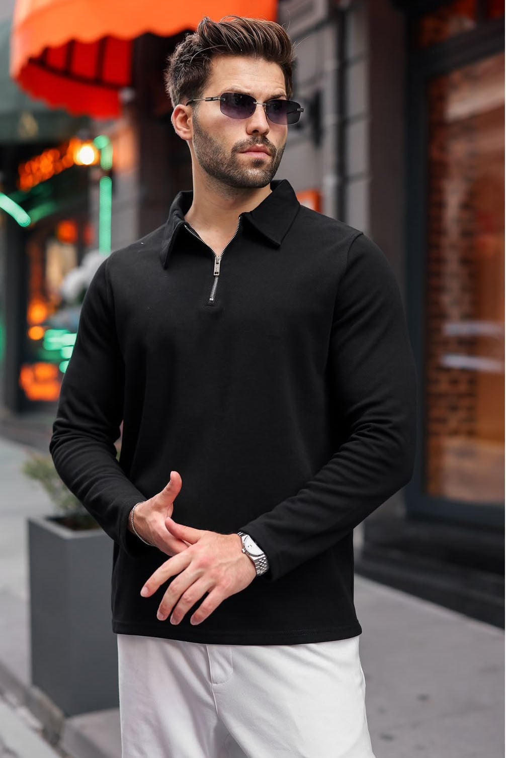 SWEATSHIRT