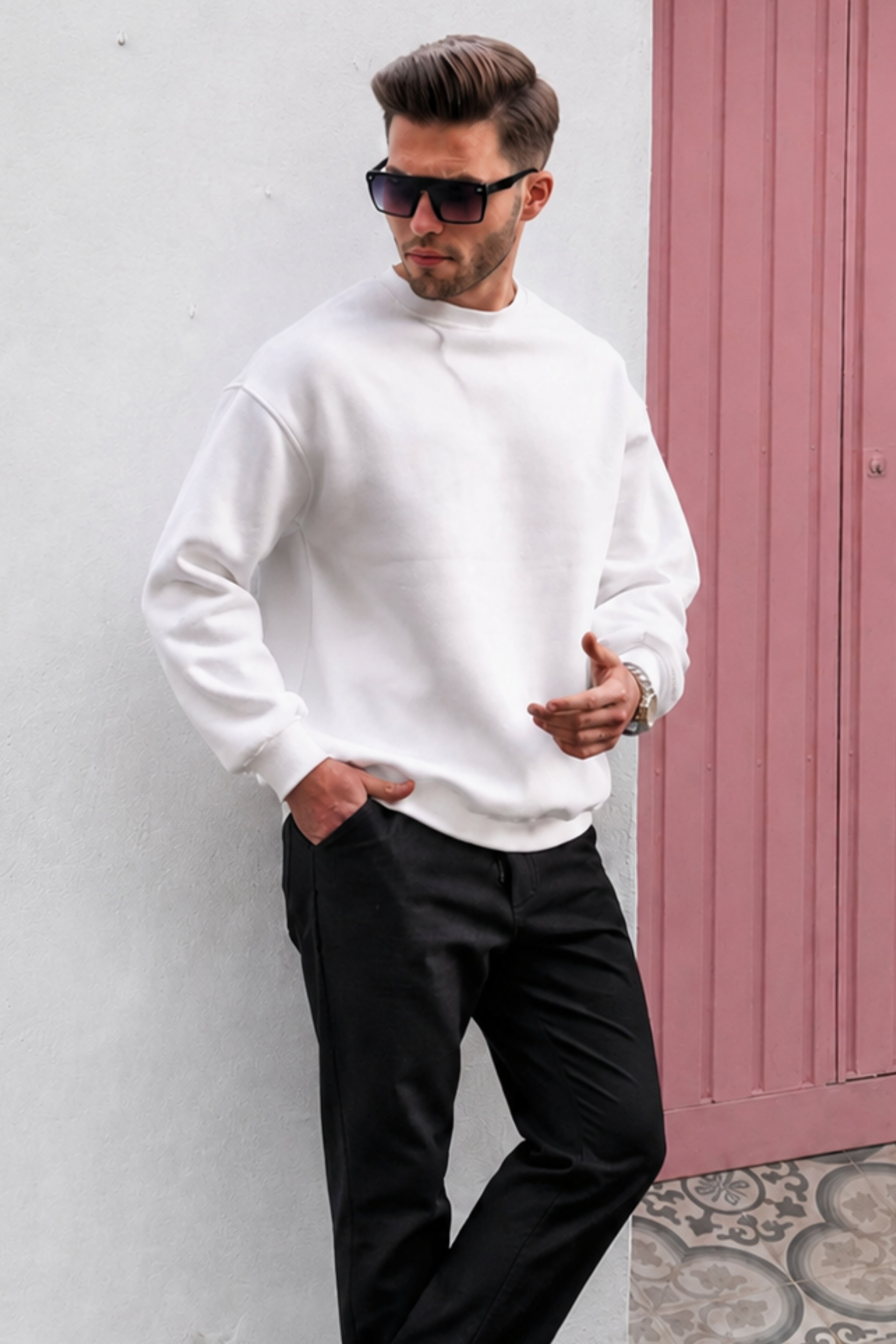 SWEATSHIRT