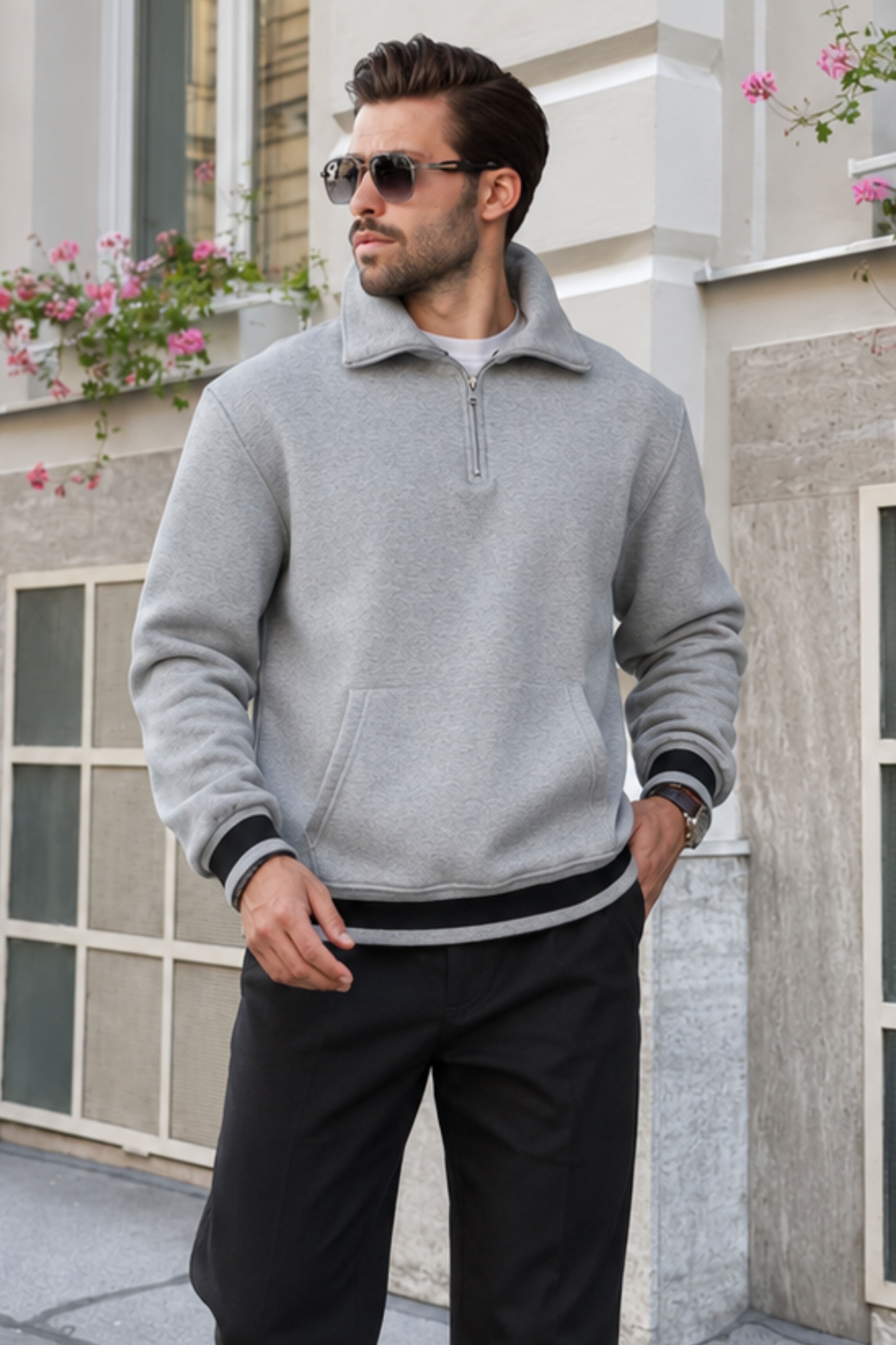 Sweatshirt