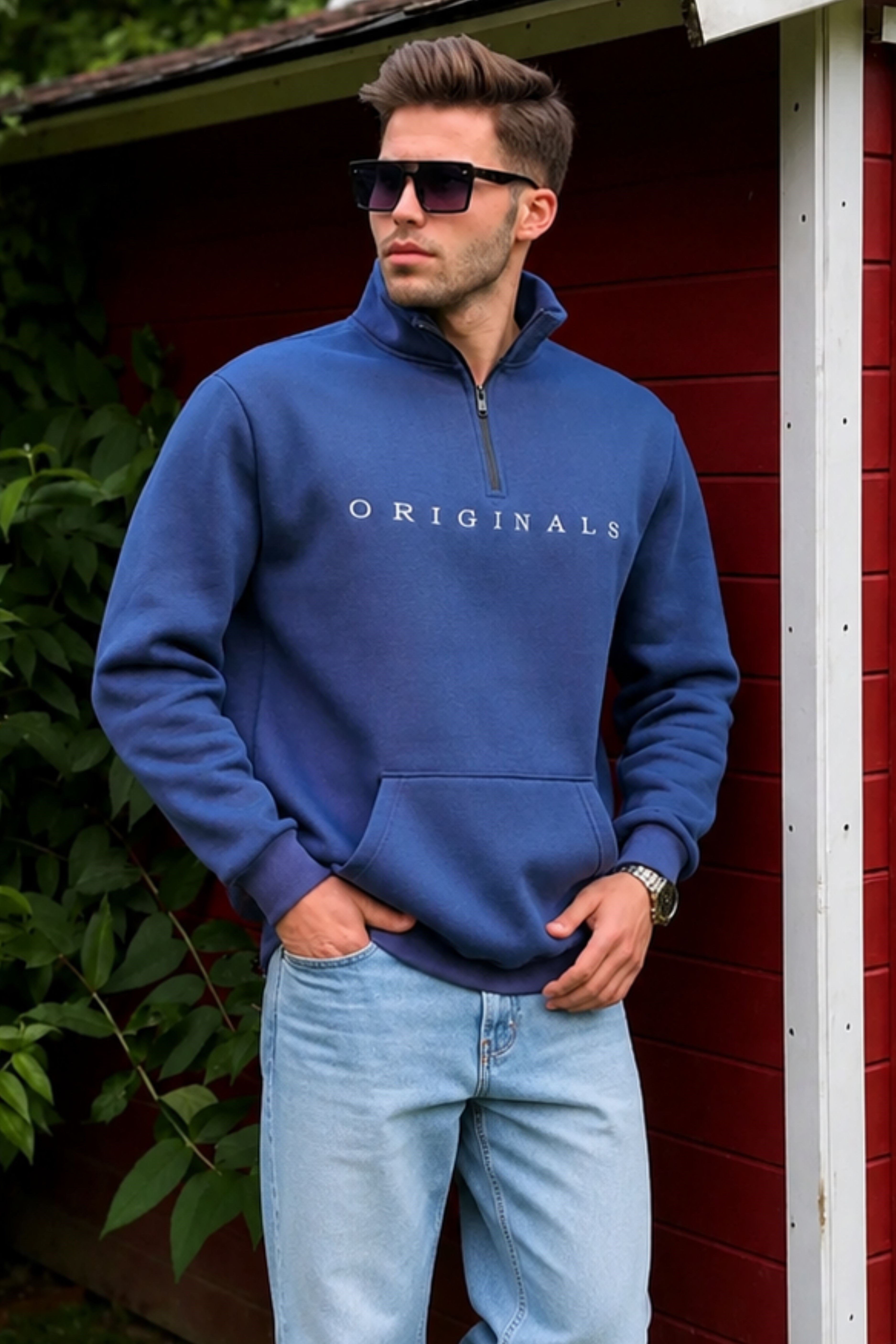 Sweatshirt