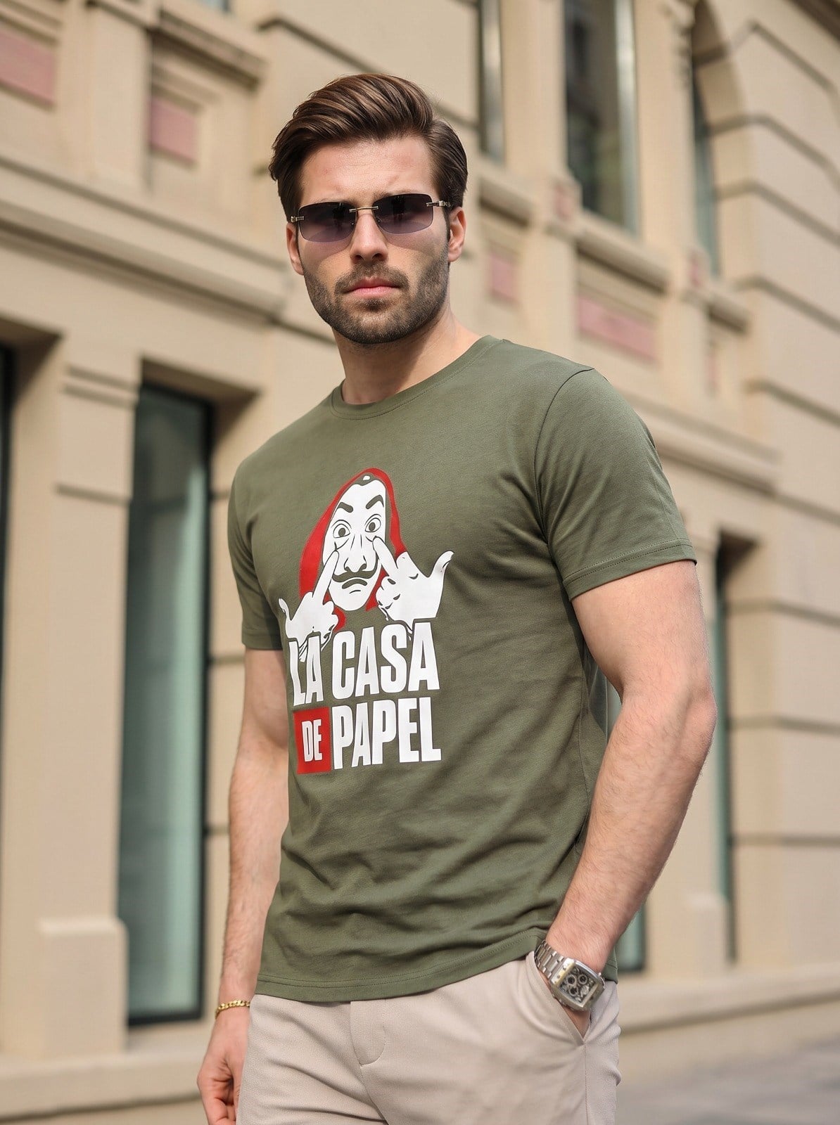 T-SHIRT