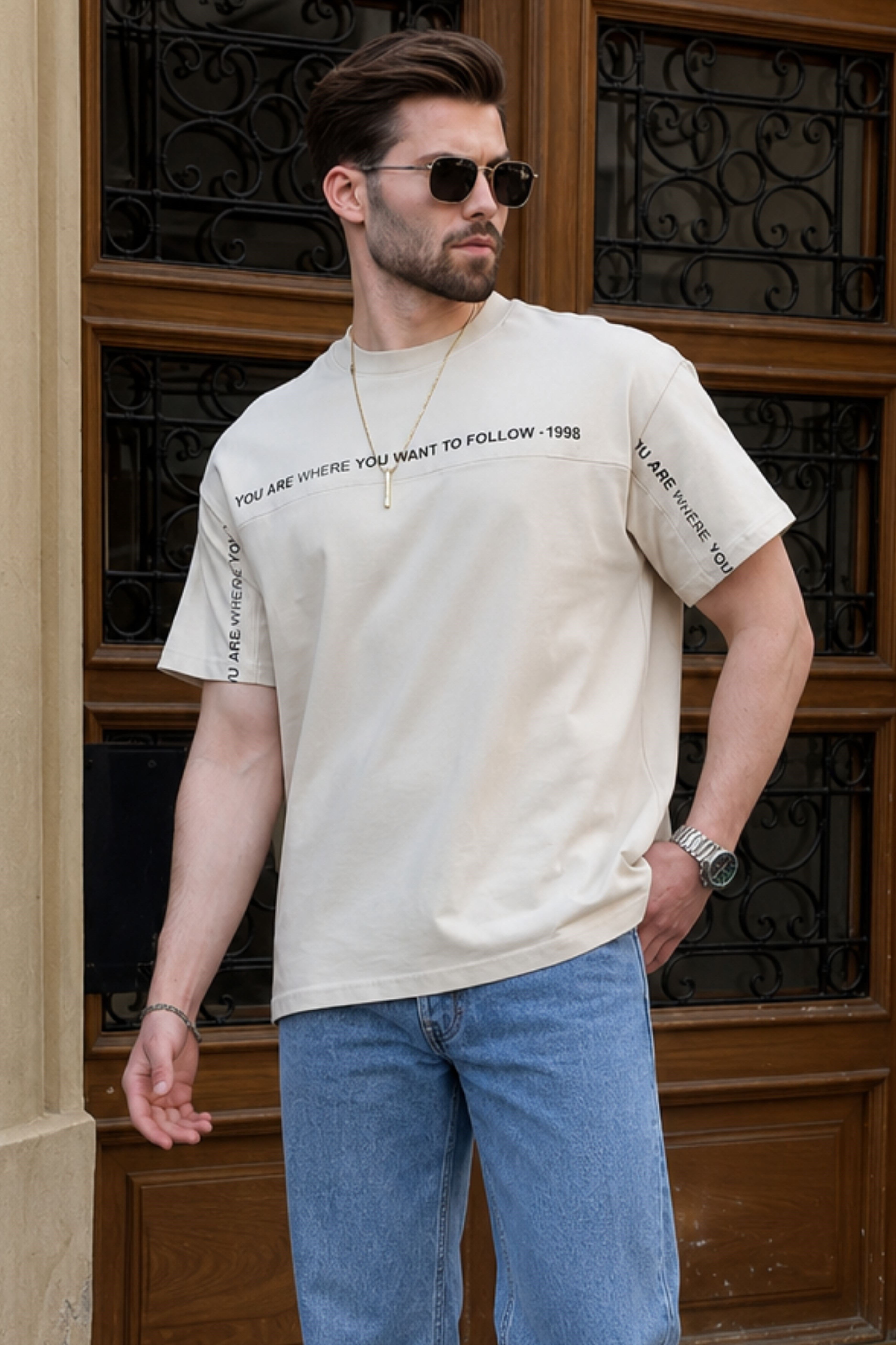 T-SHIRT