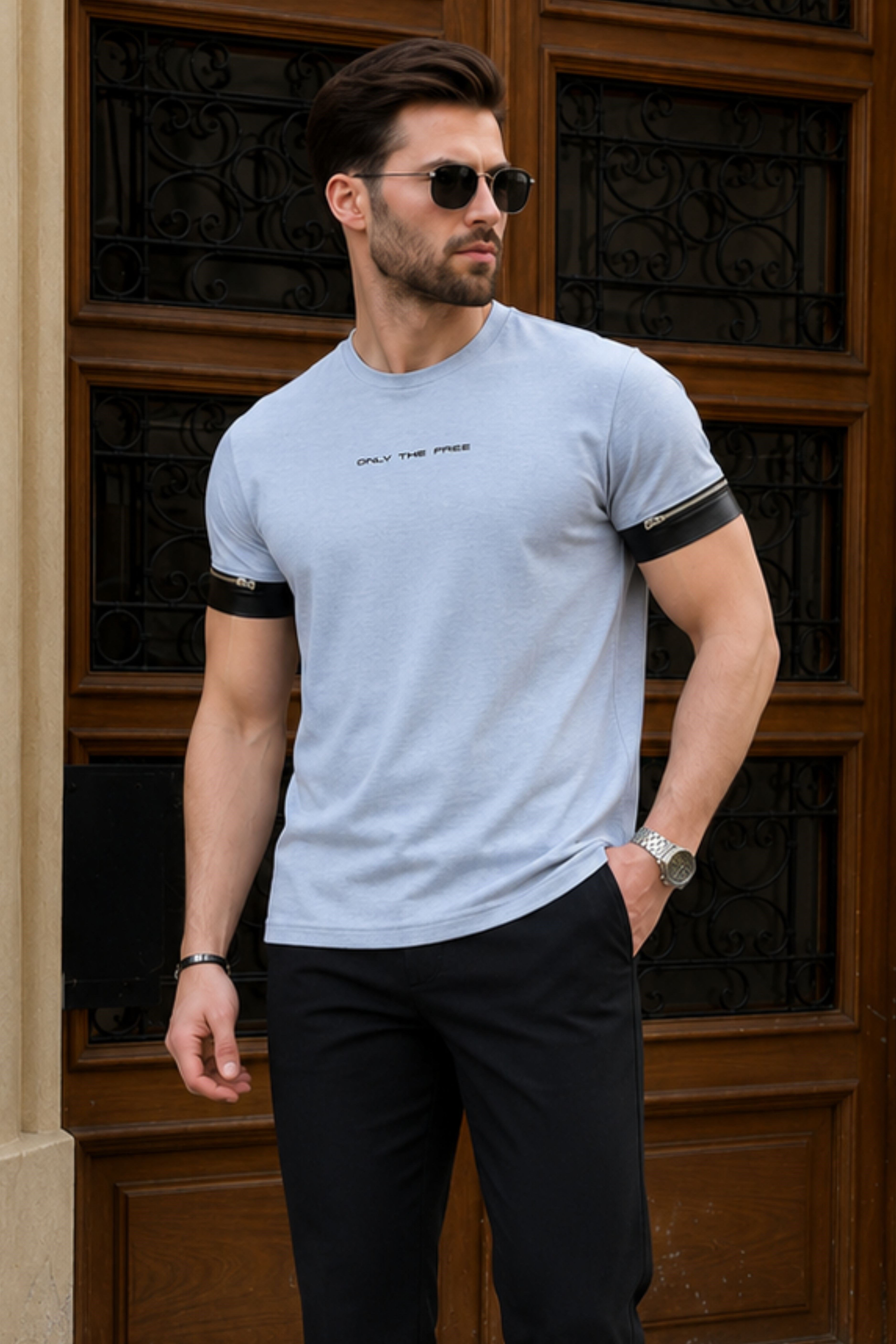 T-SHIRT
