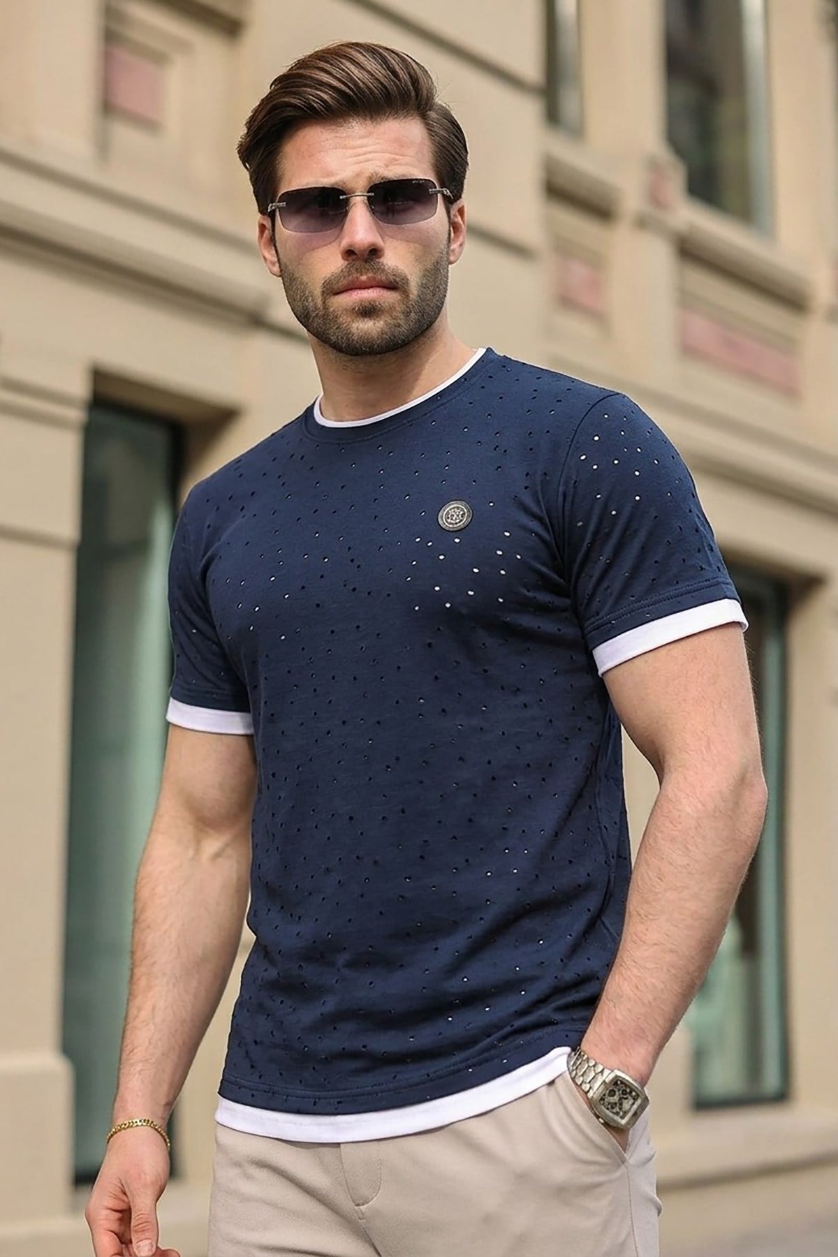 T-SHIRT