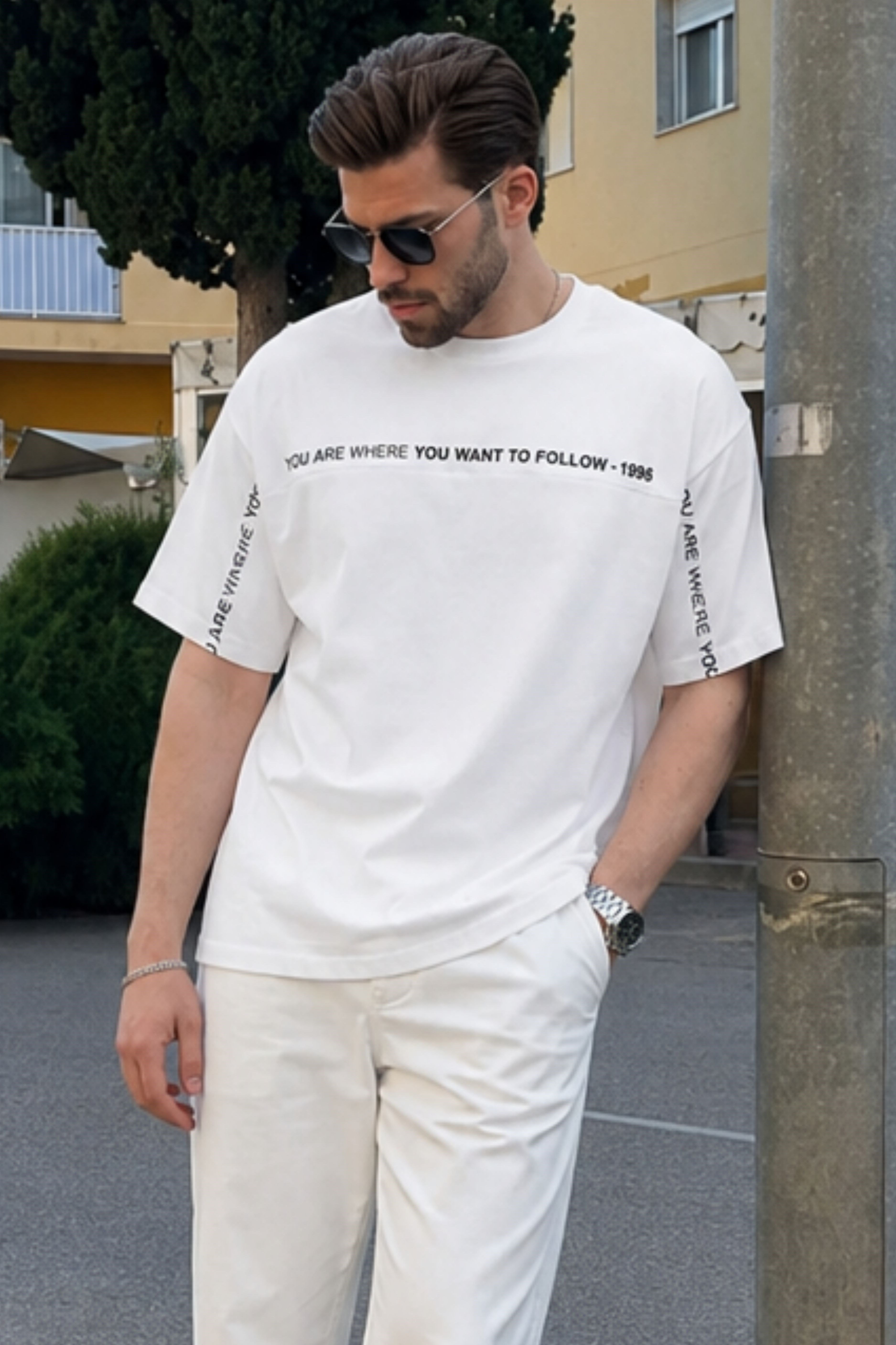 T-SHIRT