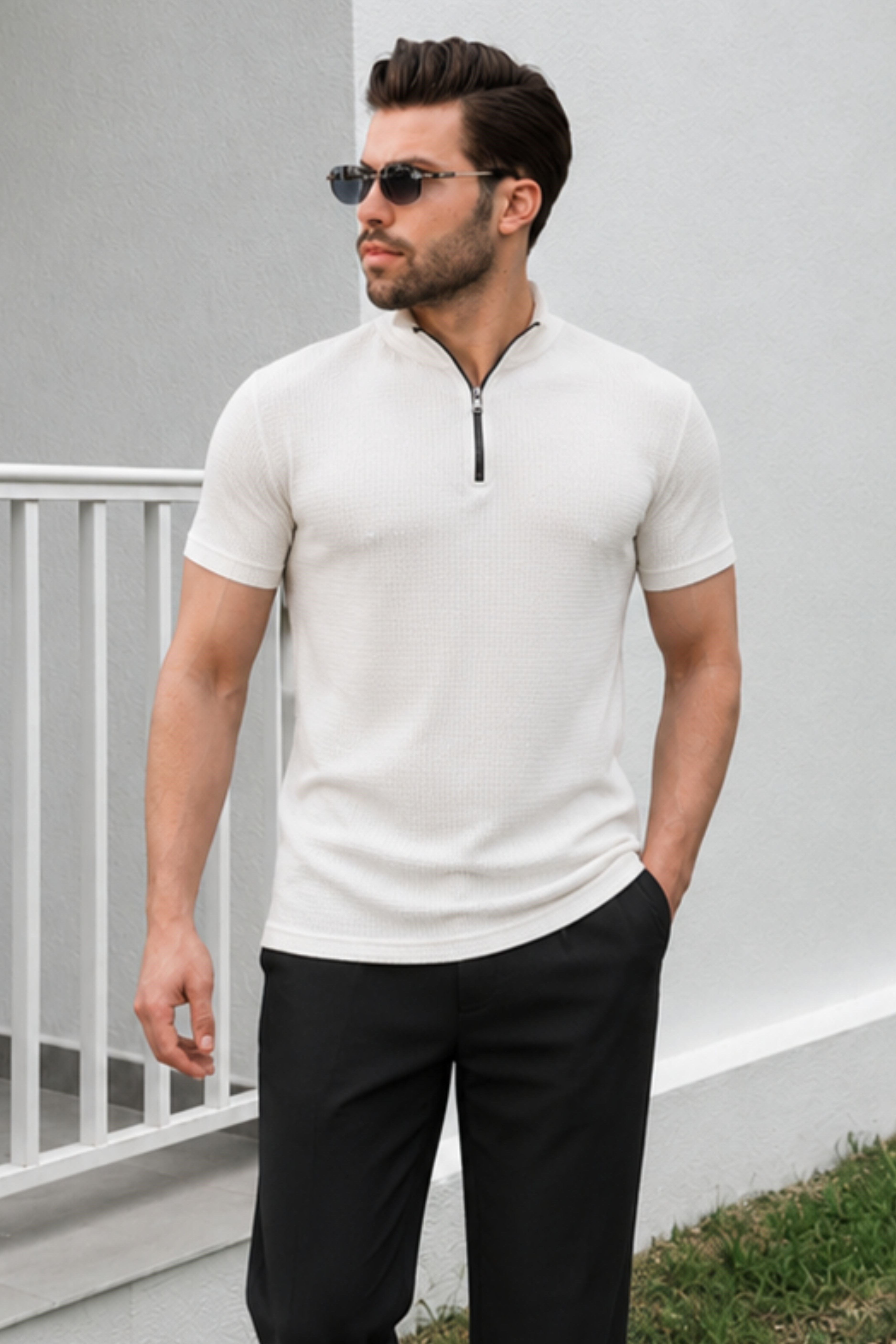 T-SHIRT