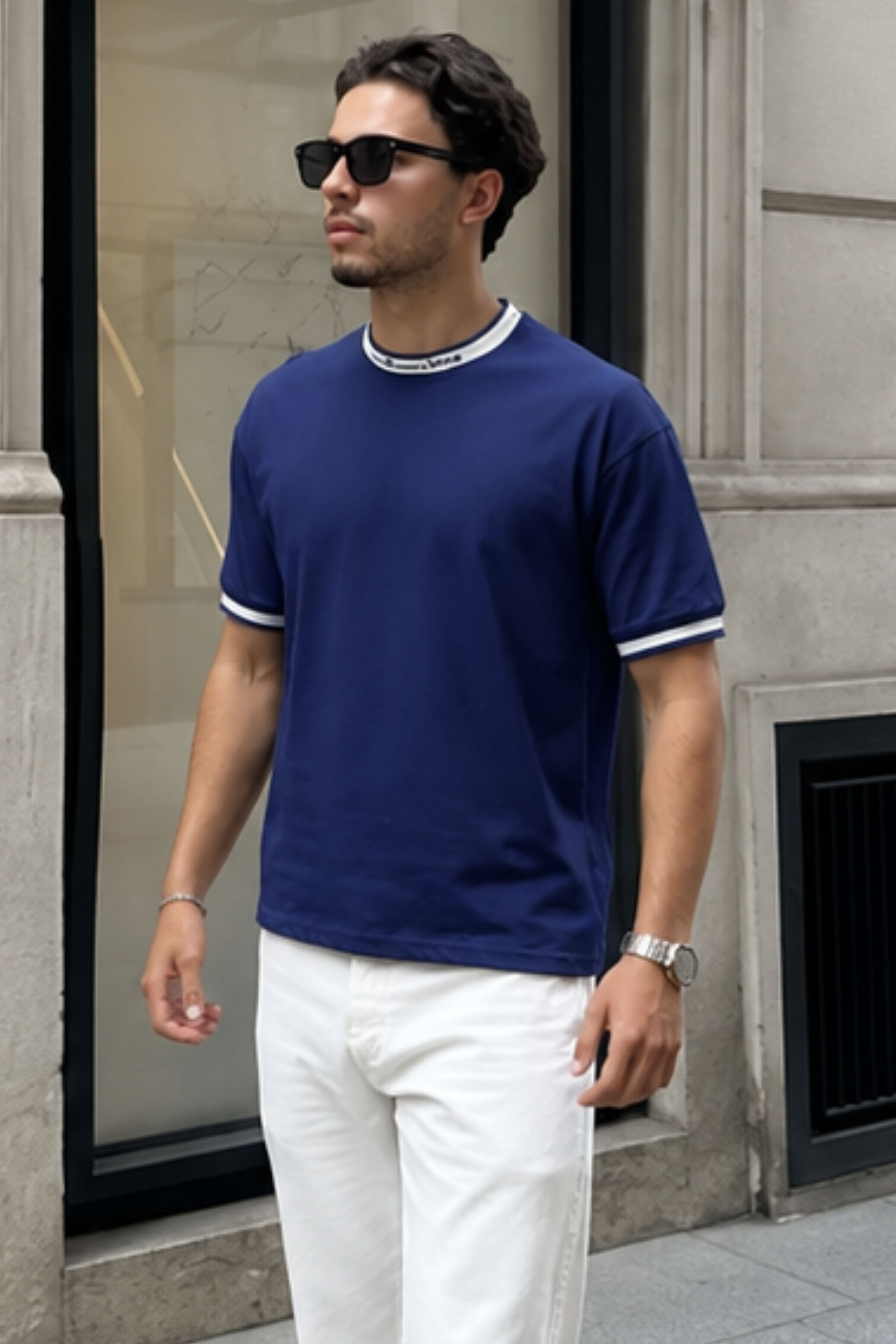 T-SHIRT