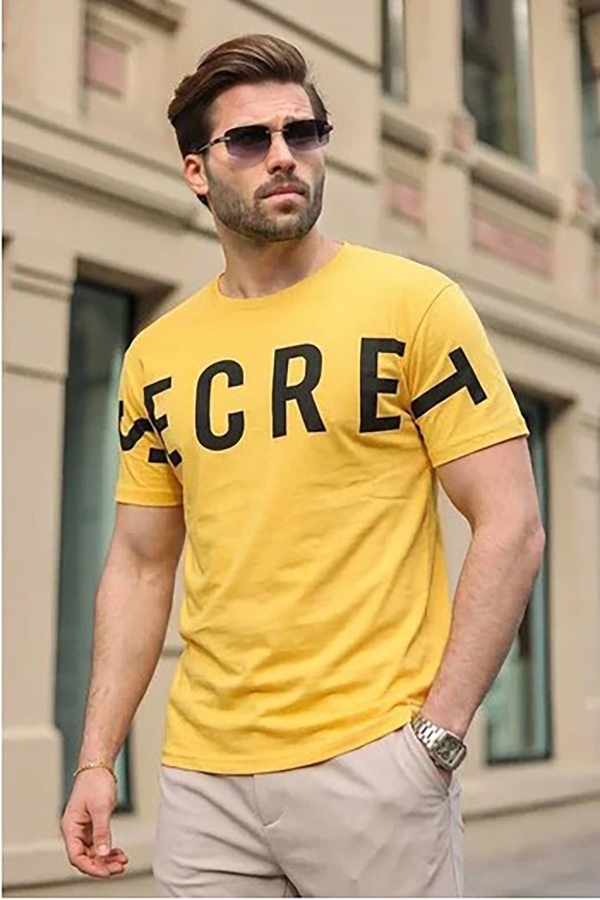 T-SHIRT