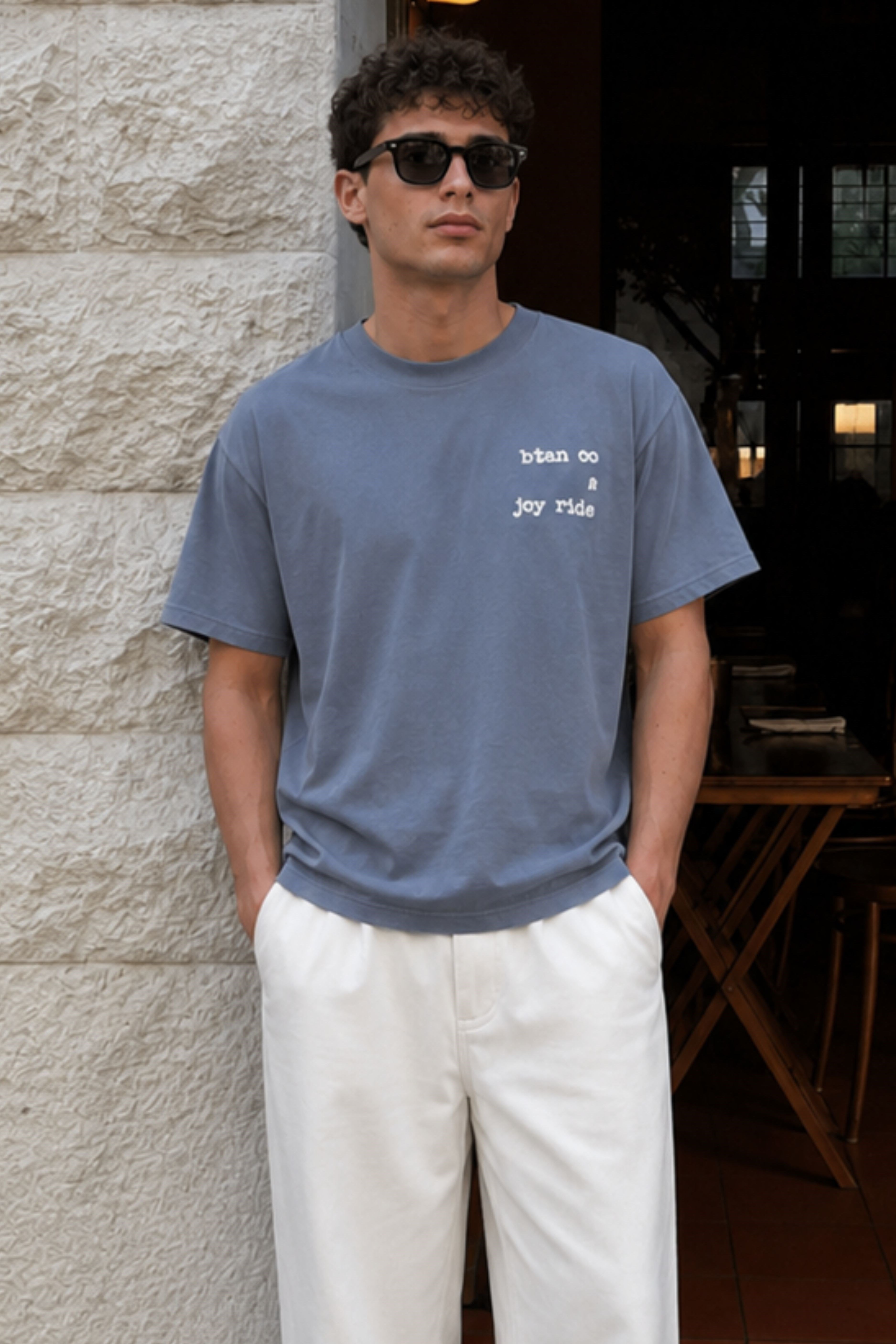 T-SHIRT