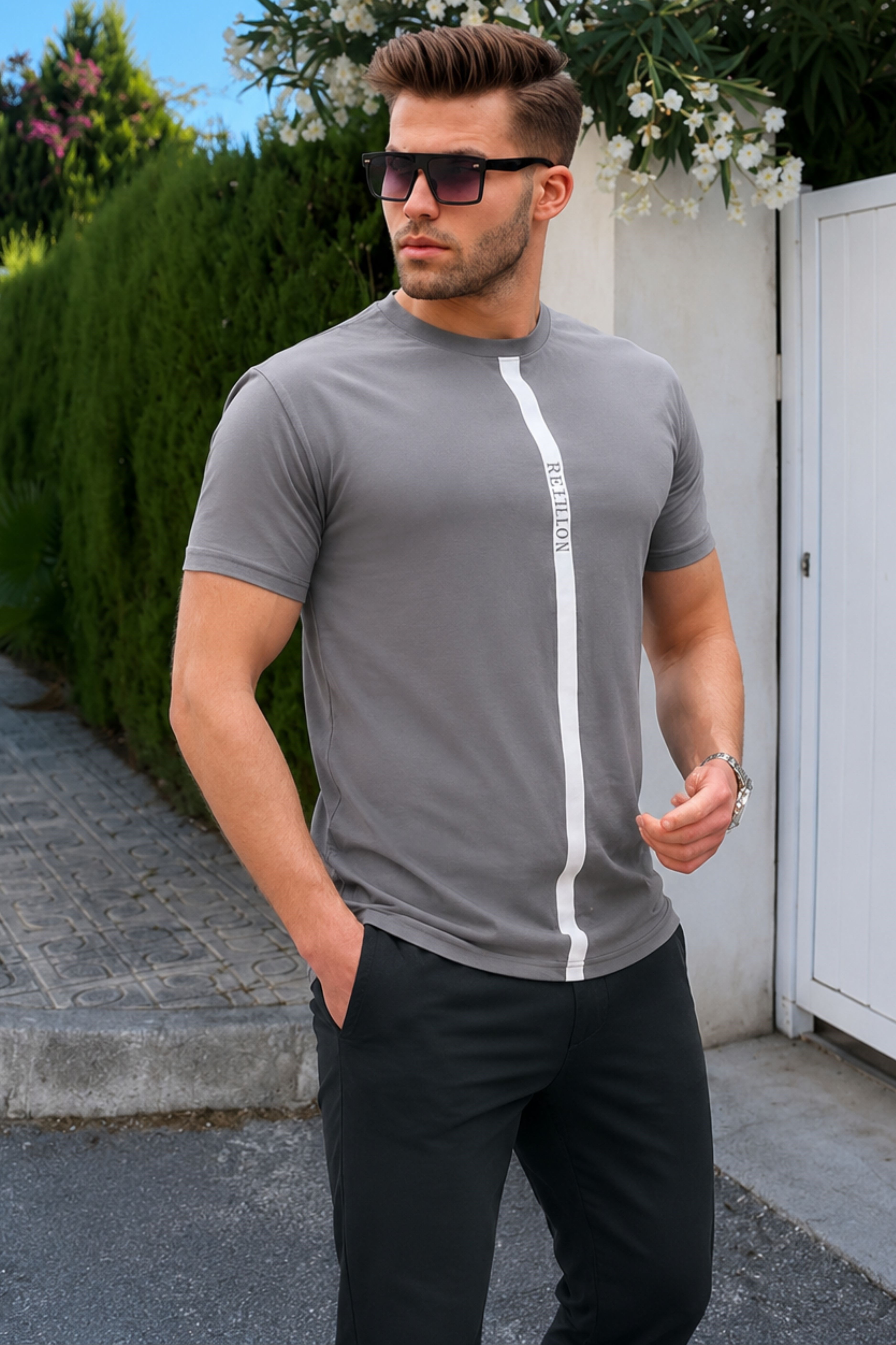 T-SHIRT