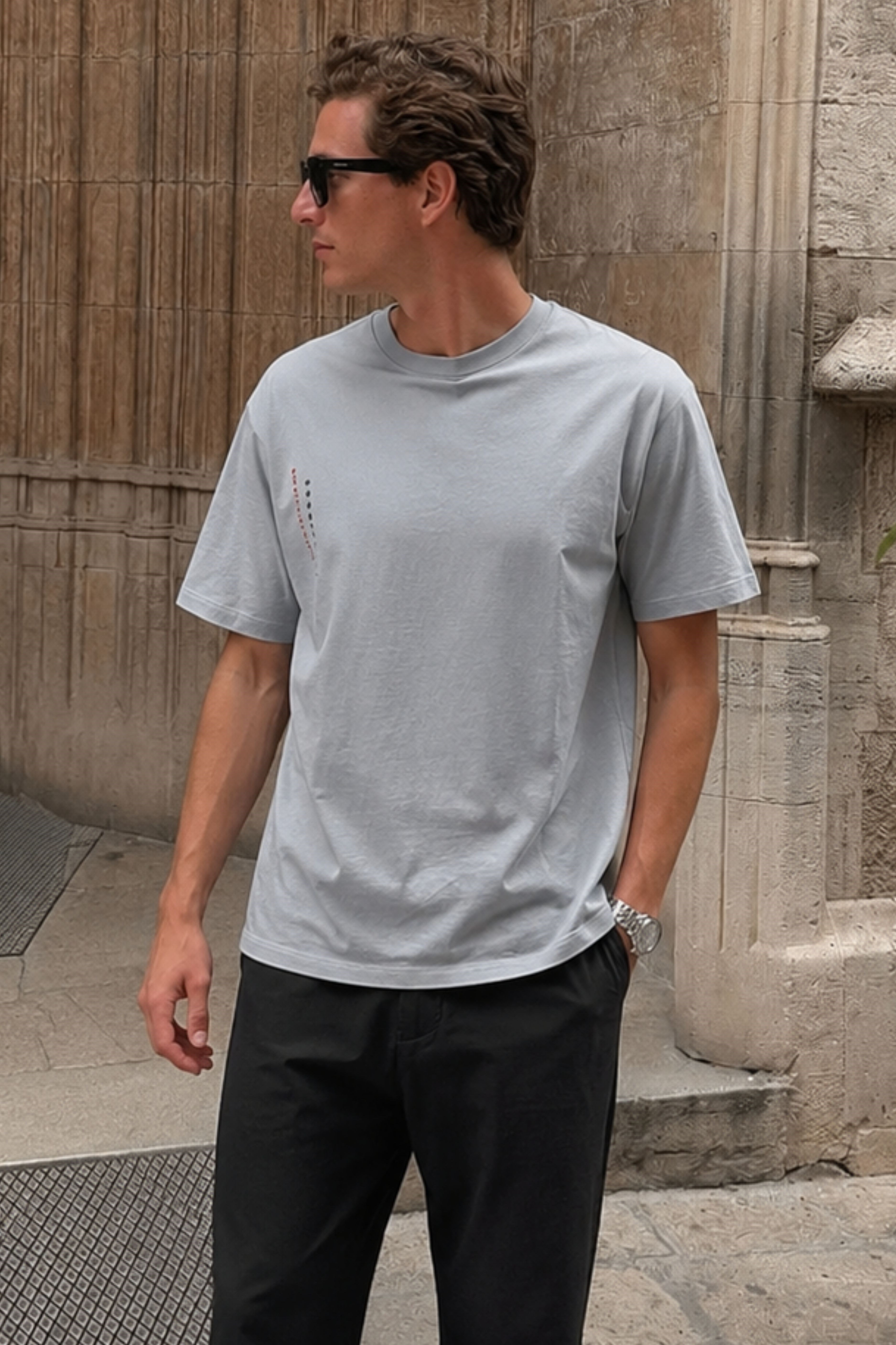 T-SHIRT