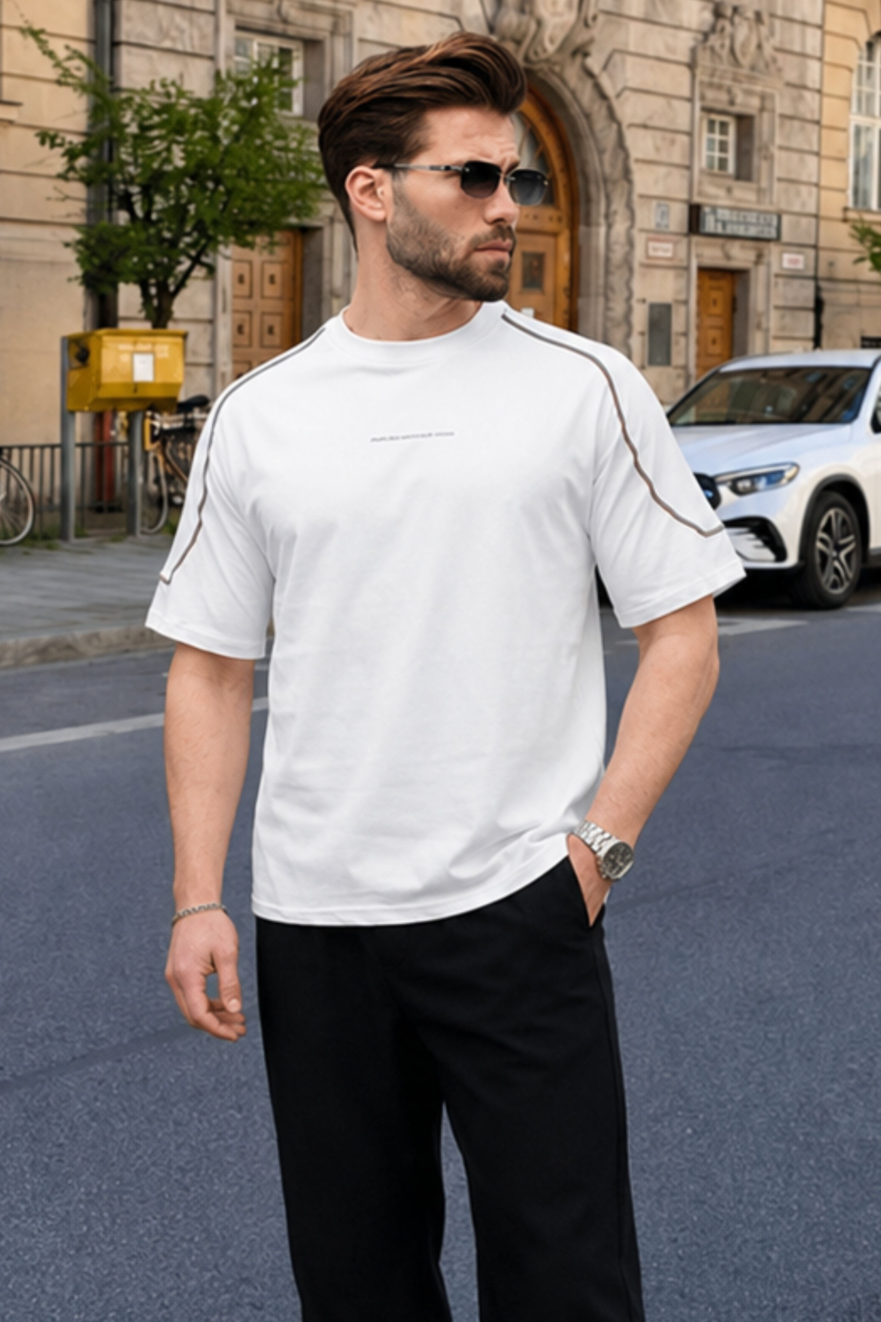 T-SHIRT