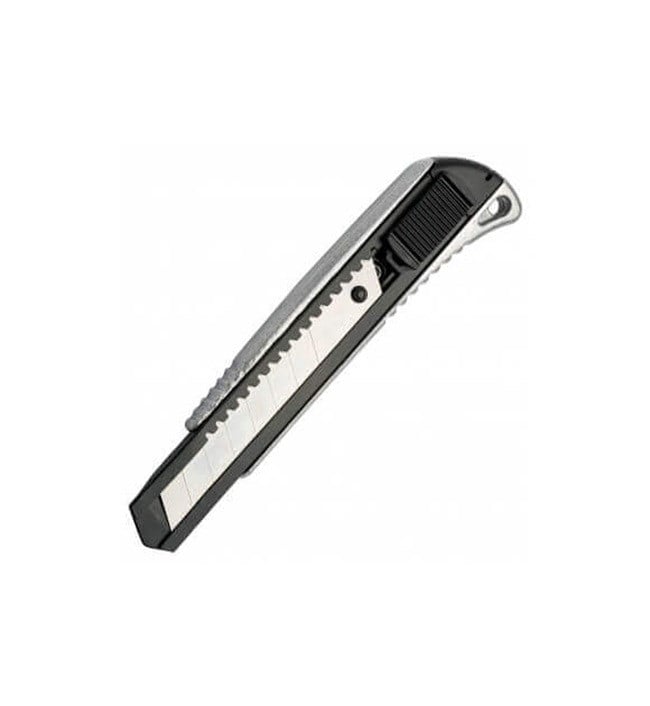 BARMAX PROFESYONEL MAKET BIÇAĞI METAL GÖVDE (18 MM) (MB353122 )