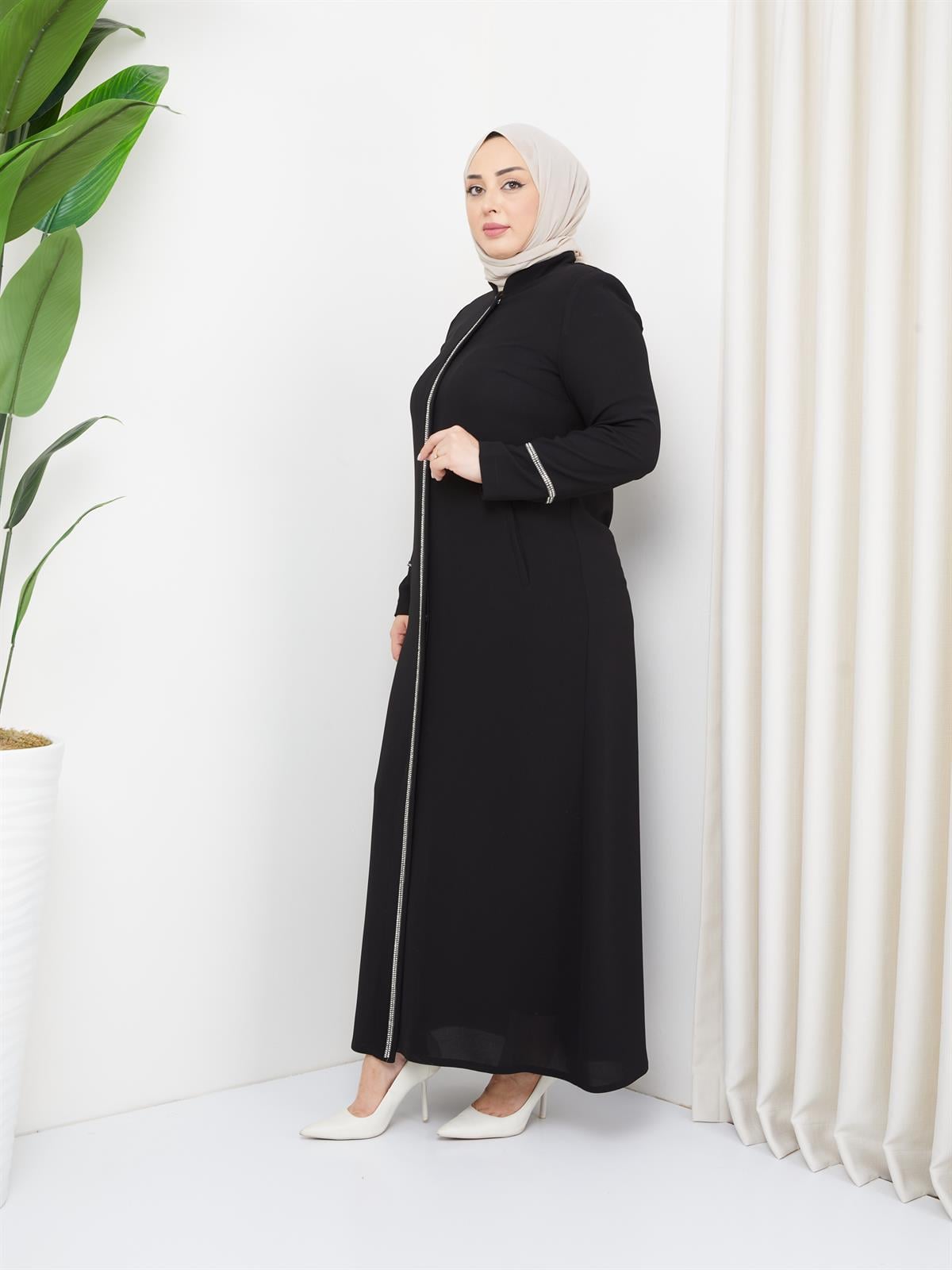 Günay Karaca Büyük Beden Yazlık Taşlı Kadın Ferace Abaya 4670-3