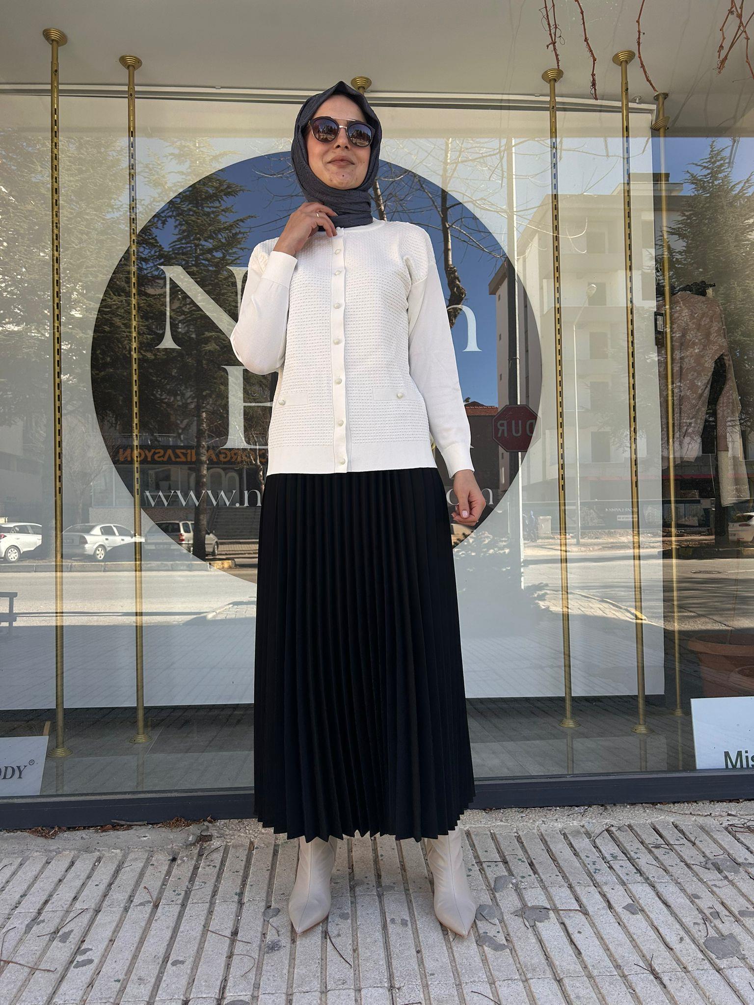NURCAN ÇETİN EKRU HIRKA 001