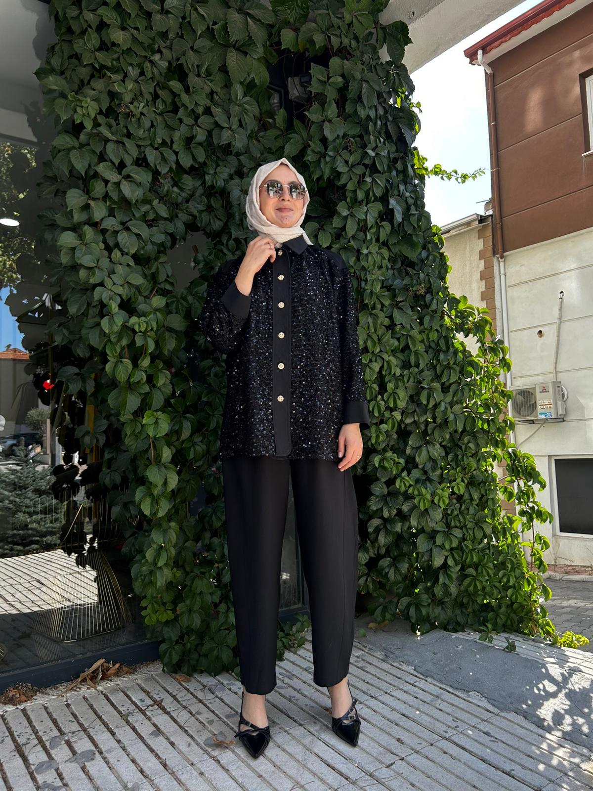 GHISA SİYAH PULLU TAKIM 4065