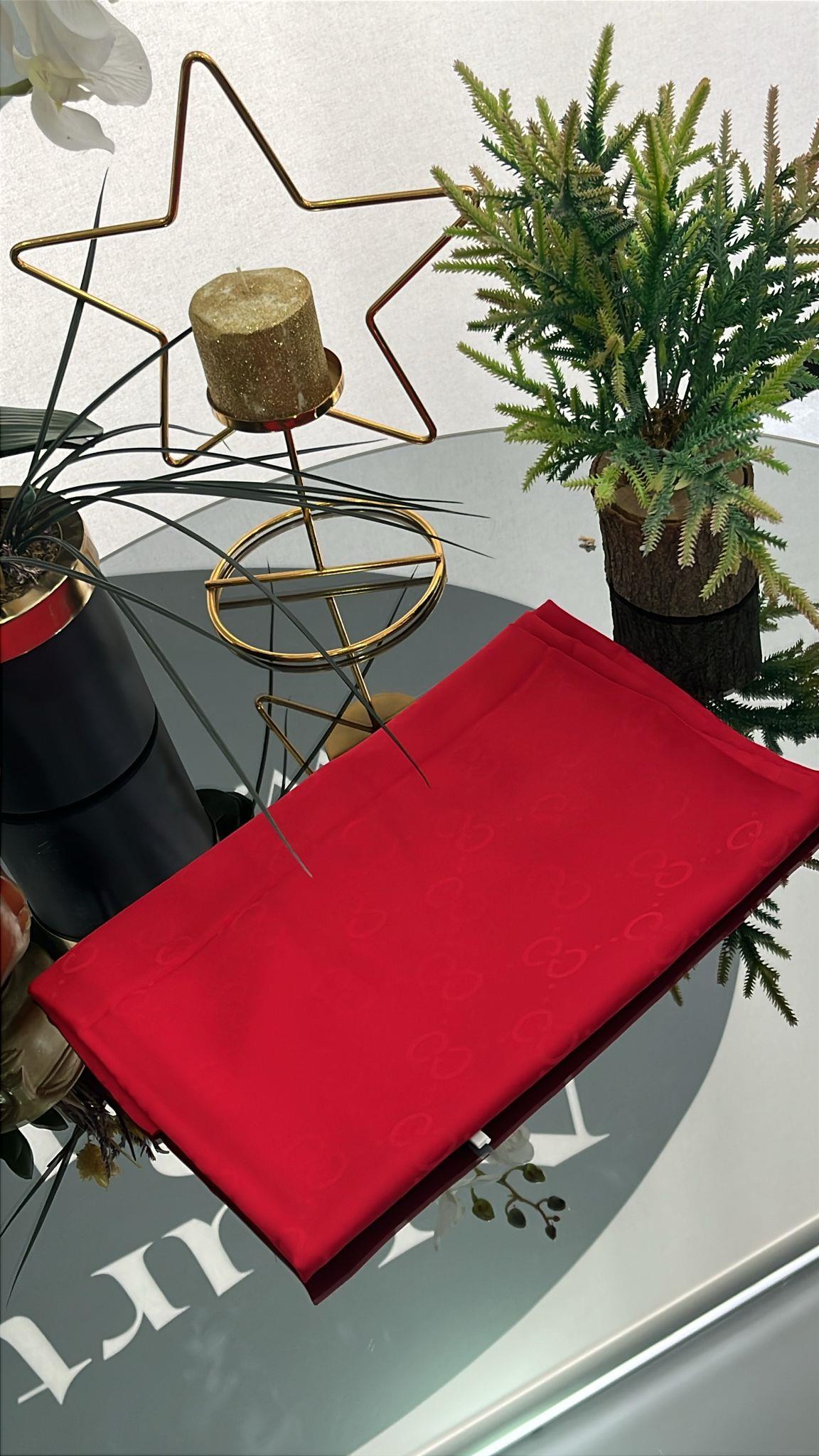 GUCCİ ŞAL KIRMIZI 116