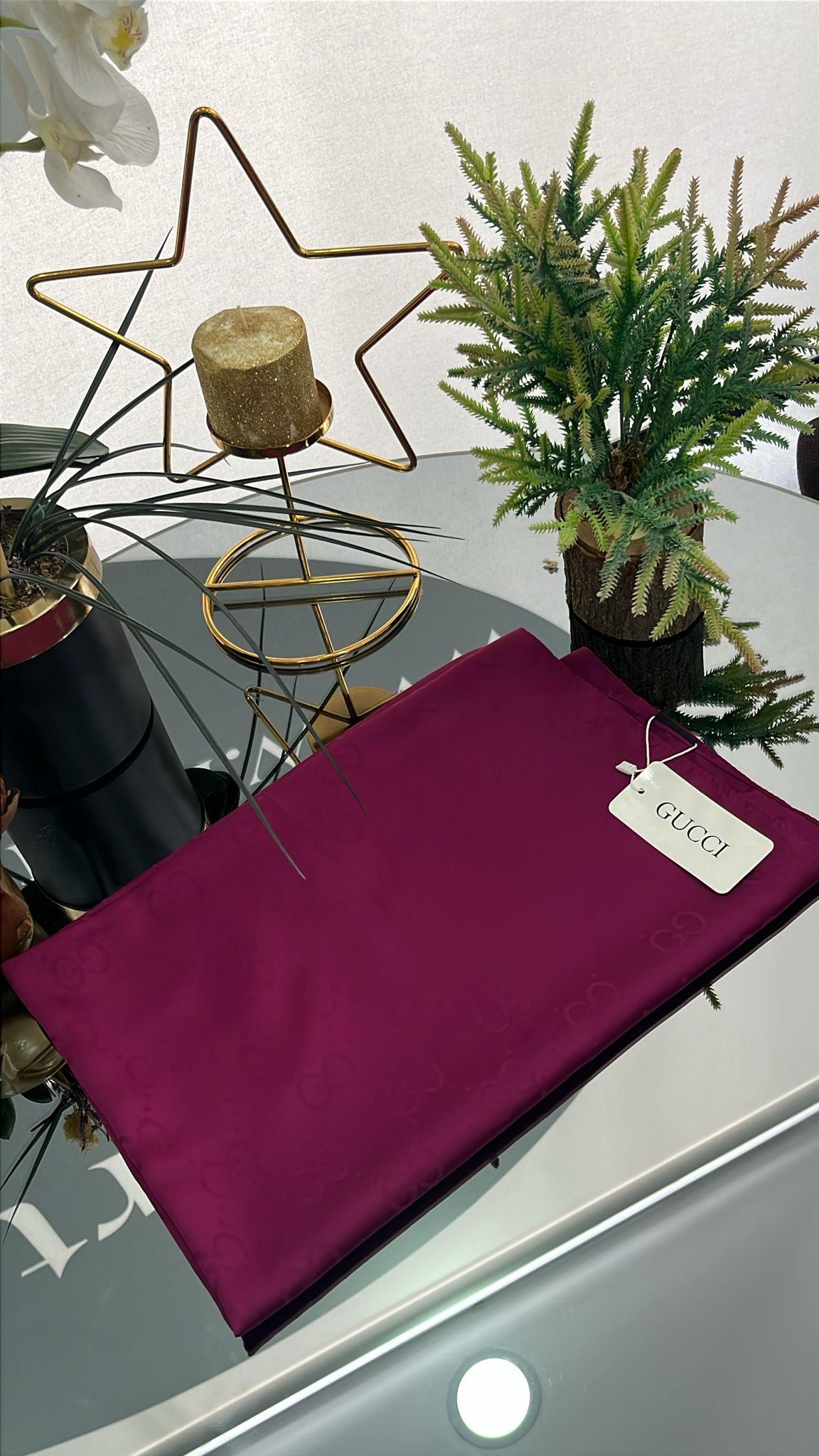 GUCCİ ŞAL MÜRDÜM 116