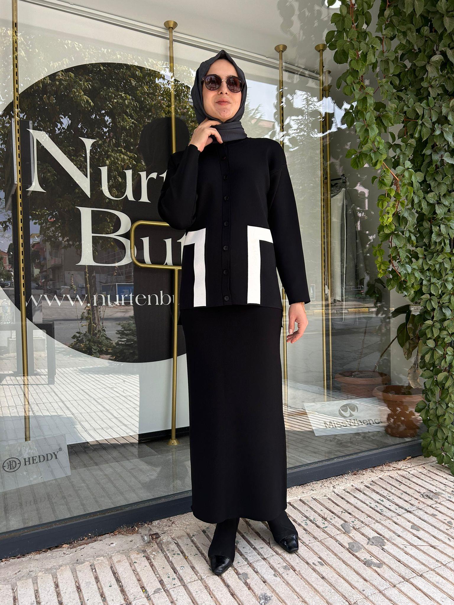 NURCAN ÇETİN SİYAH ETEKLİ TAKIM 002