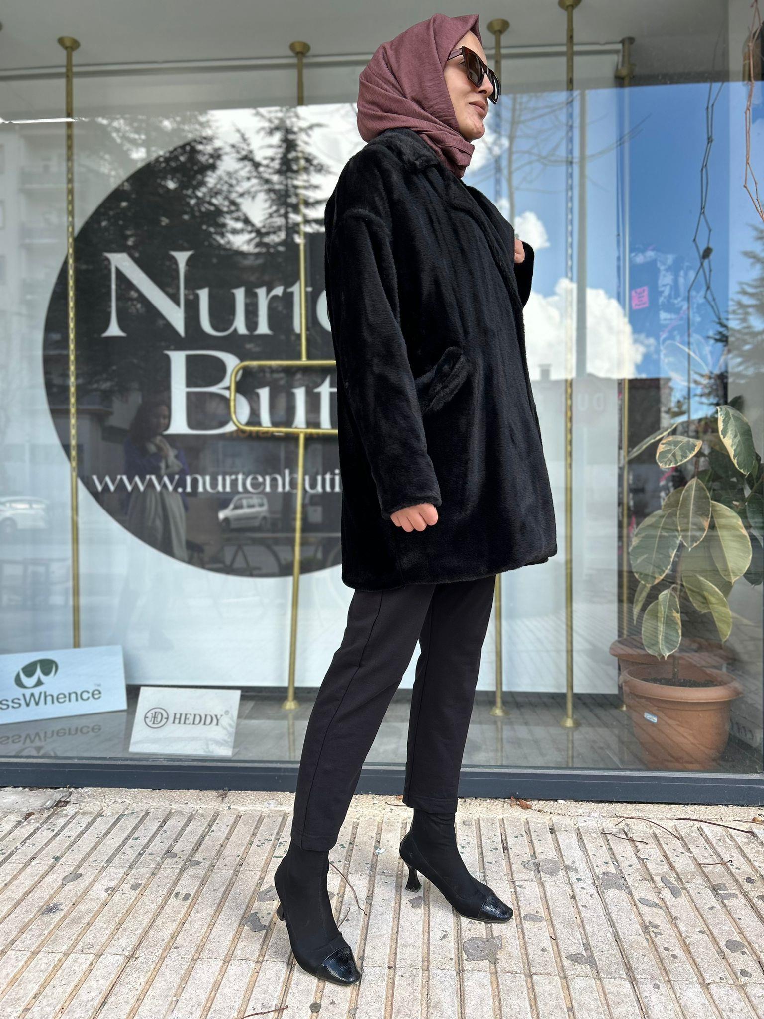 NURCAN ÇETİN SİYAH KÜRK MONT 20368