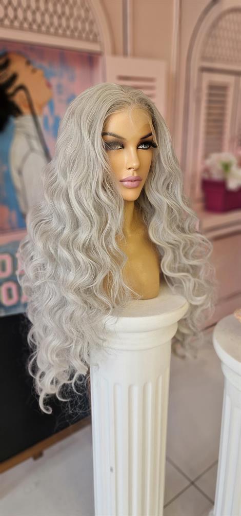 LOLLY PONY Dalgalı Açık Gri 90 cm Kore Fiber Sentetik Ön Tül Peruk