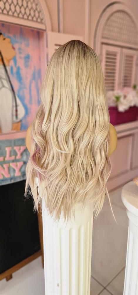 LOLLY PONY Dalgalı Perçemli Dip Boyalı Platin Pembe Şeritli 60cm Kore Fiber Peruk