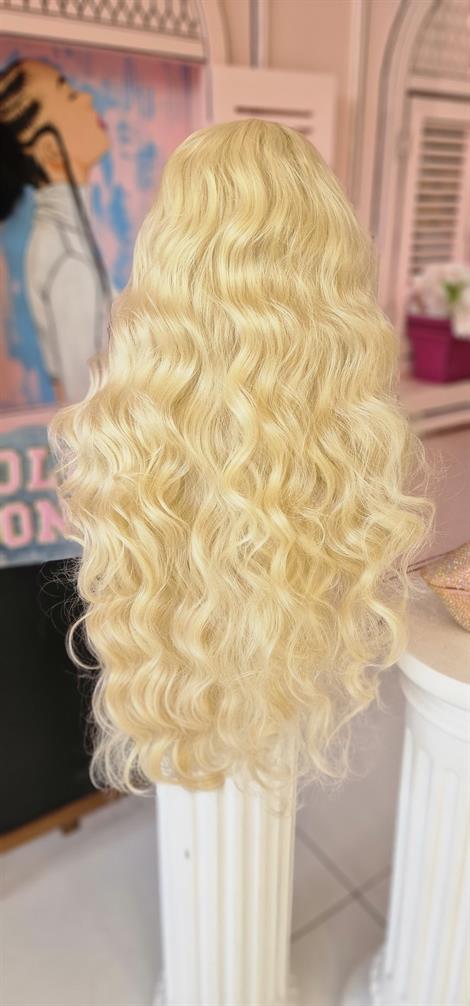 LOLLY PONY Dalgalı Platin  Kore Fiber Sentetik Ön Tül Peruk