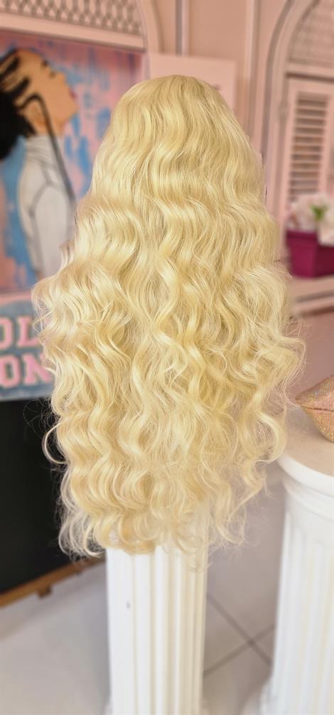 LOLLY PONY Dalgalı Platinium 85 cm Kore Fiber Sentetik Ön Tül Peruk