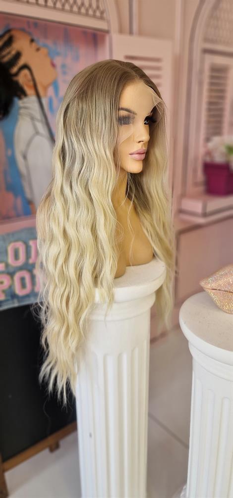 LOLLY PONY Dalgalı Röfleli 80 cm Kore Fiber Sentetik Ön Tül Peruk