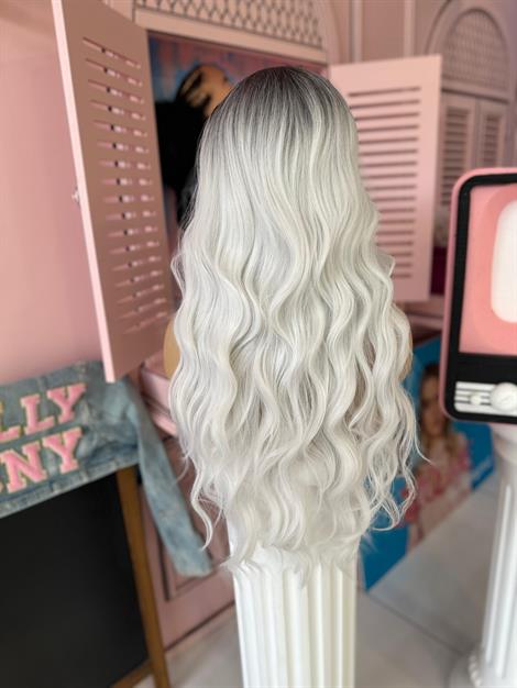 LOLLY PONY Perçemli Dalgalı Dip Boyalı Beyaz 70 cm Kore Fiber Sentetik Peruk