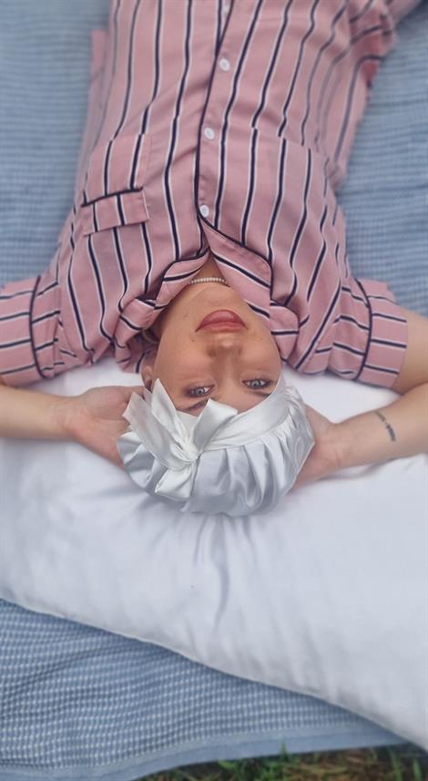 Saf İpek Saç Bakım Ve Uyku Bonesi Beyaz