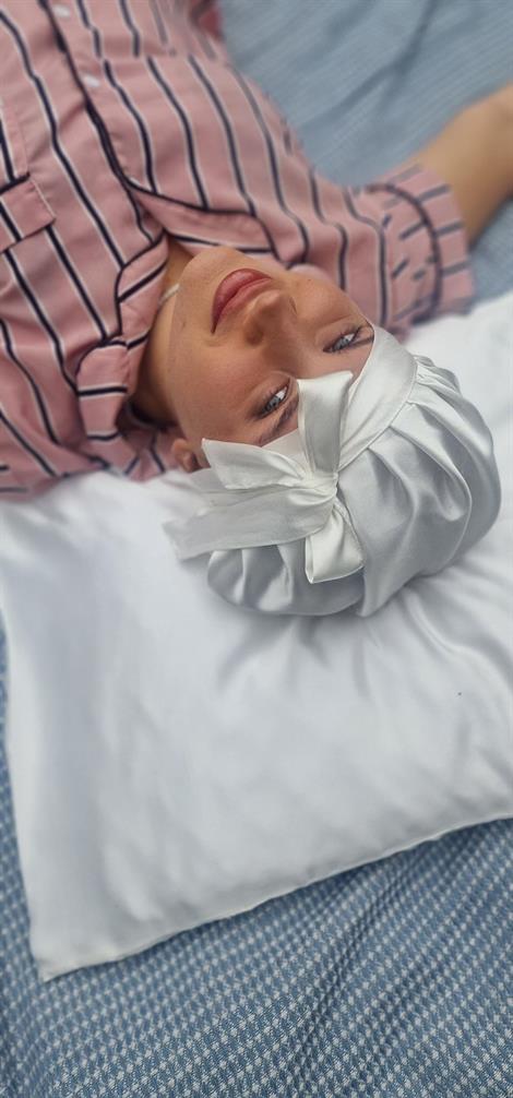 Saf İpek Saç Bakım Ve Uyku Bonesi Beyaz