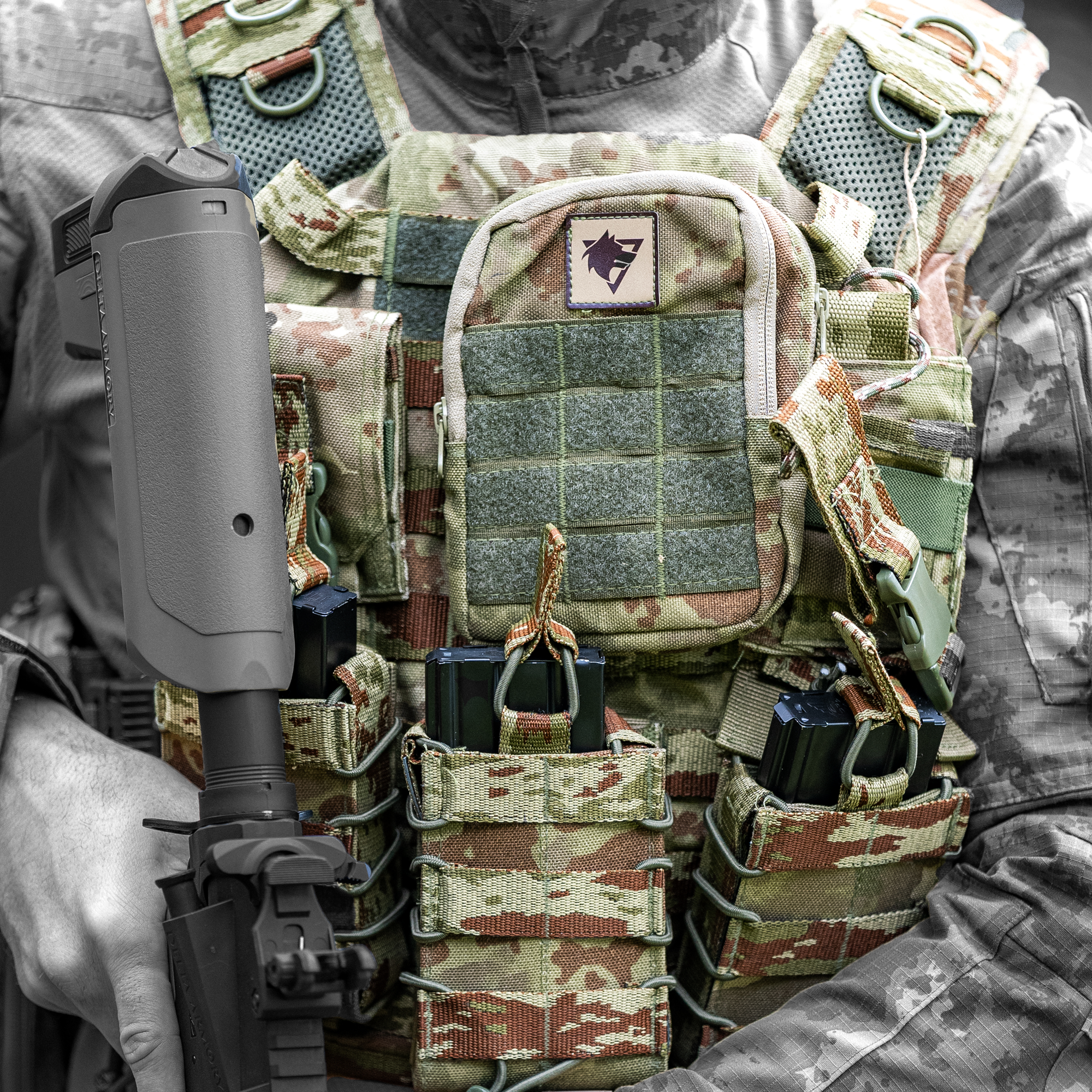 Balistik Plaka Takılabilen Askeri Kamuflaj 7.62 Tam Donanımlı Hücum Yeleği