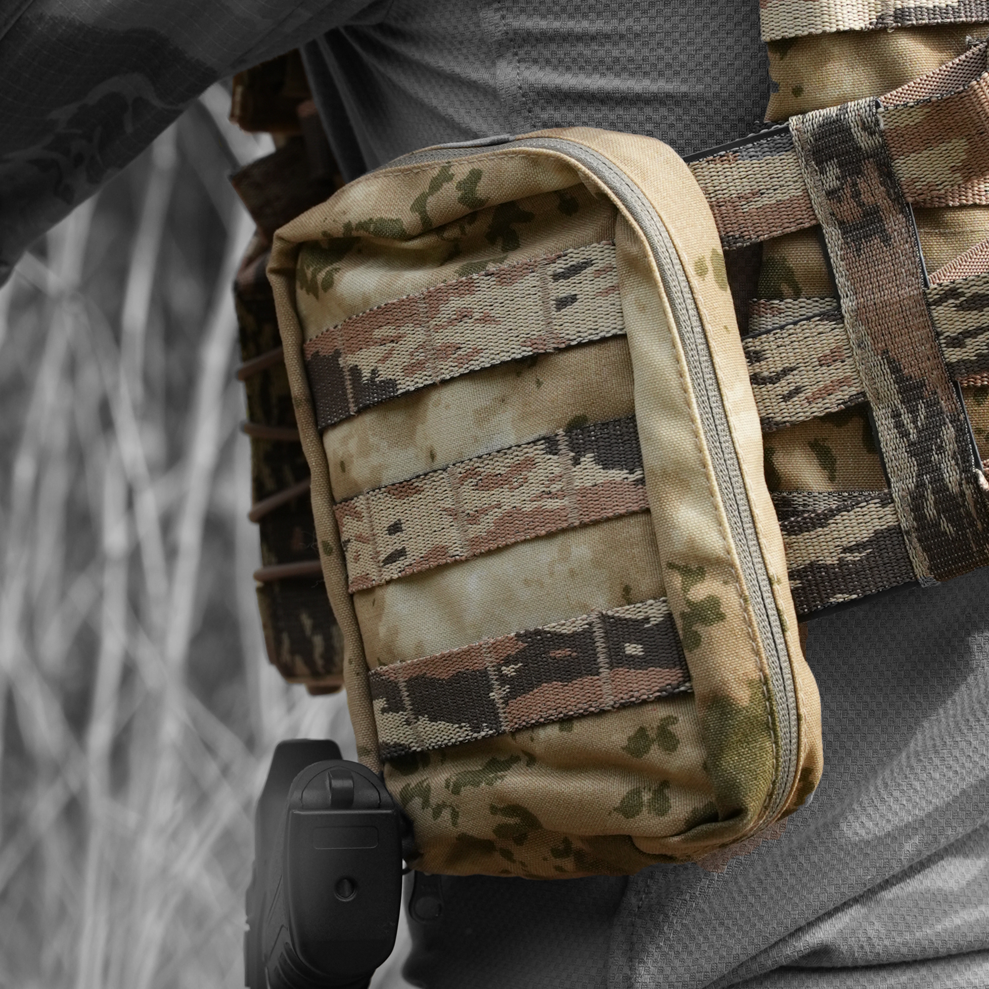 Balistik Plaka Takılabilen Jandarma Kamuflaj Tam Donanımlı Hücum Yeleği 5.56