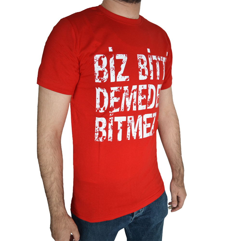 Biz Bitti Demeden Bitmez Baskılı Tişört Kırmızı-Beyaz