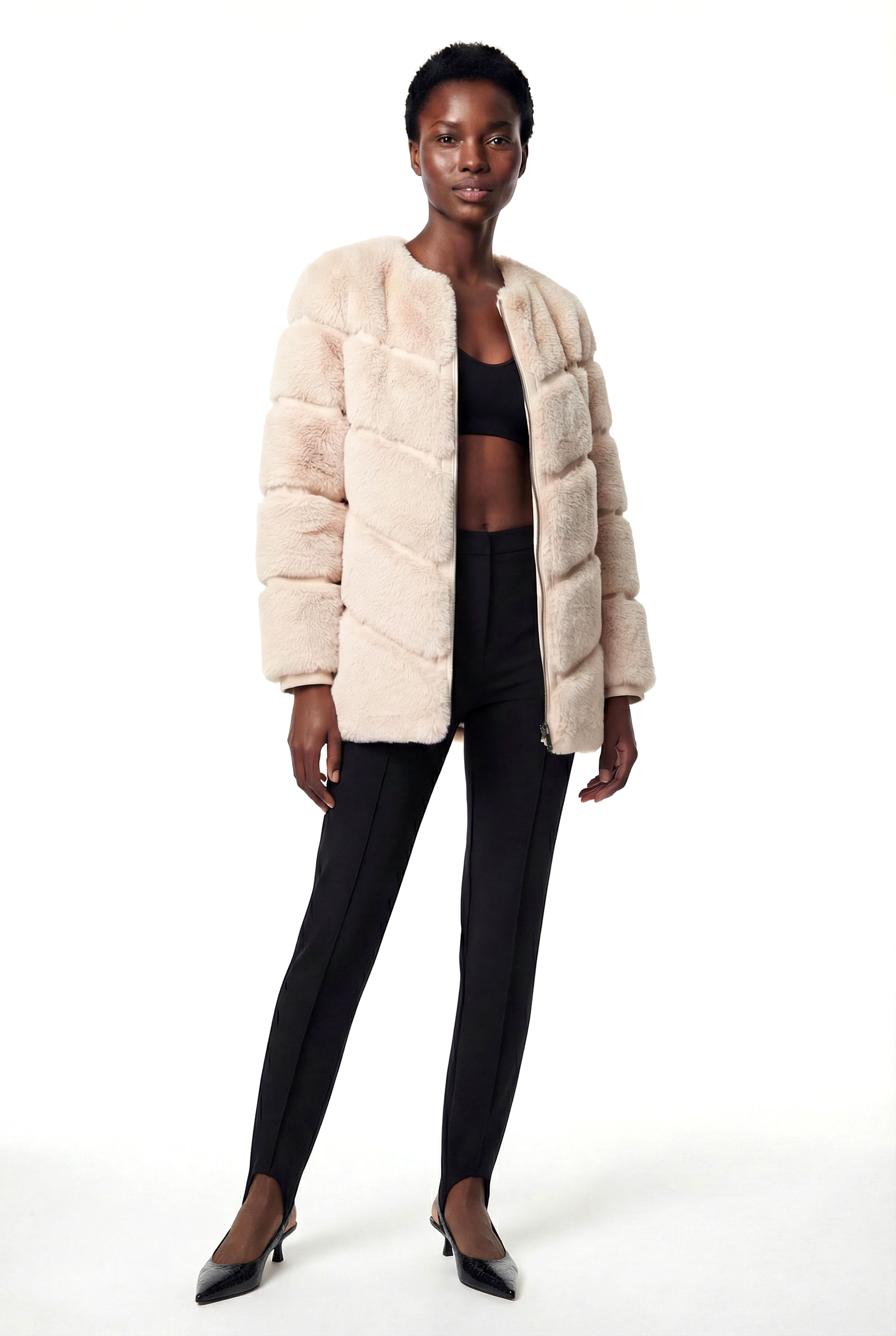 CLASSIC EDITION Yuvarlak Yaka Dilimli Suni Kürk Ceket - Bej