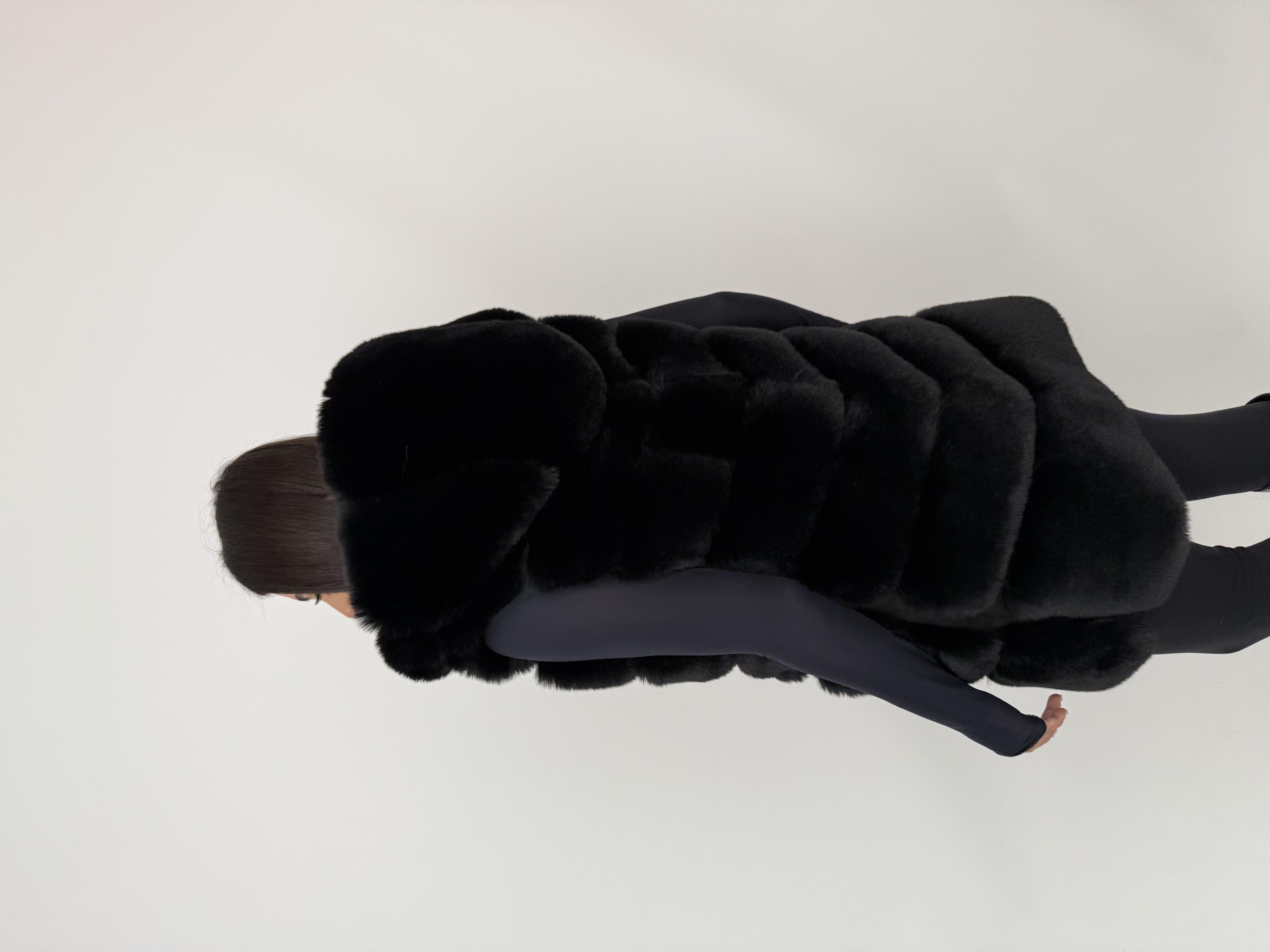 CLASSIC Kapüşonlu Suni Kürk Yelek - Siyah