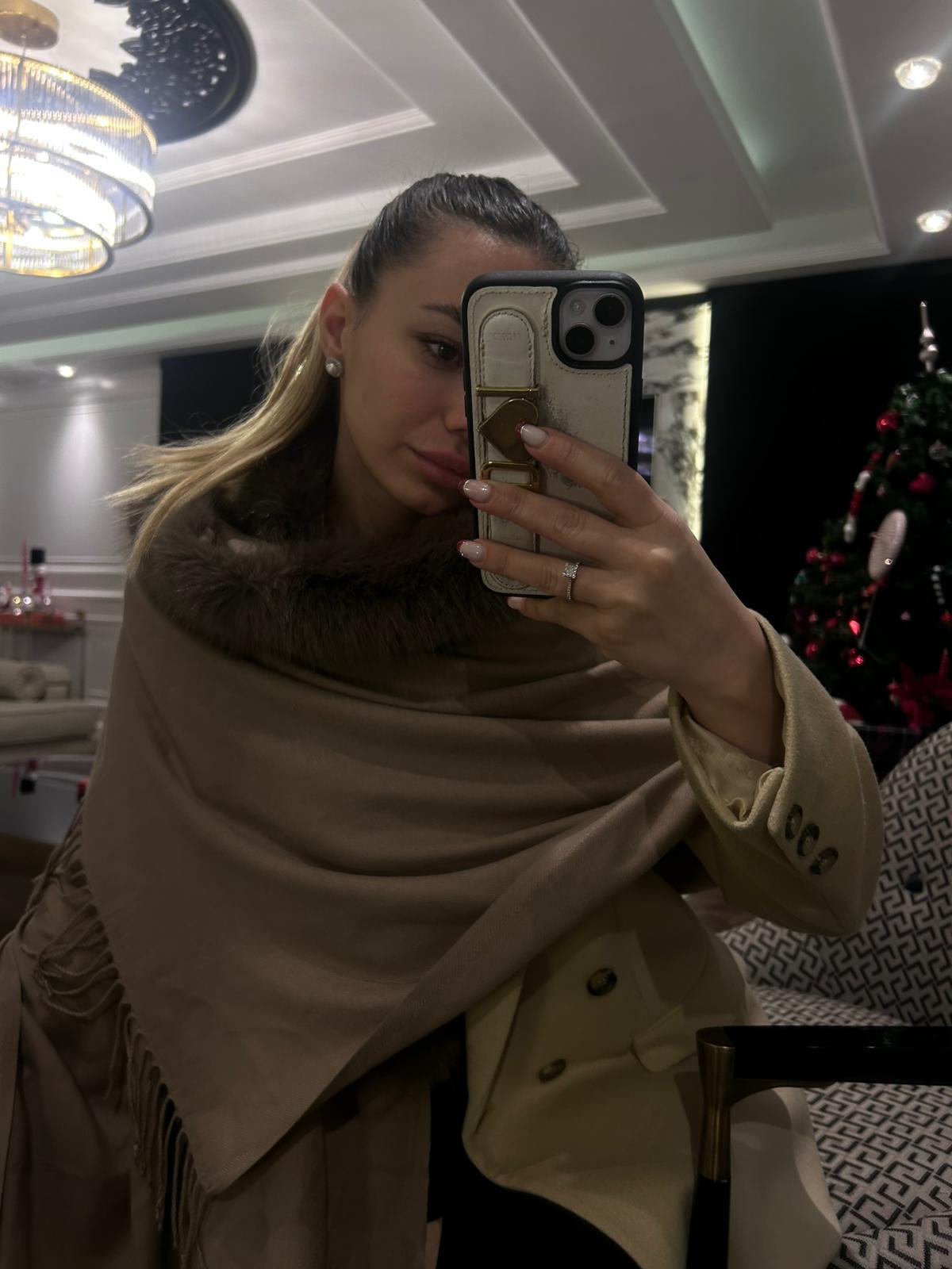 JF Kürklü Püsküllü Şal - Vizon