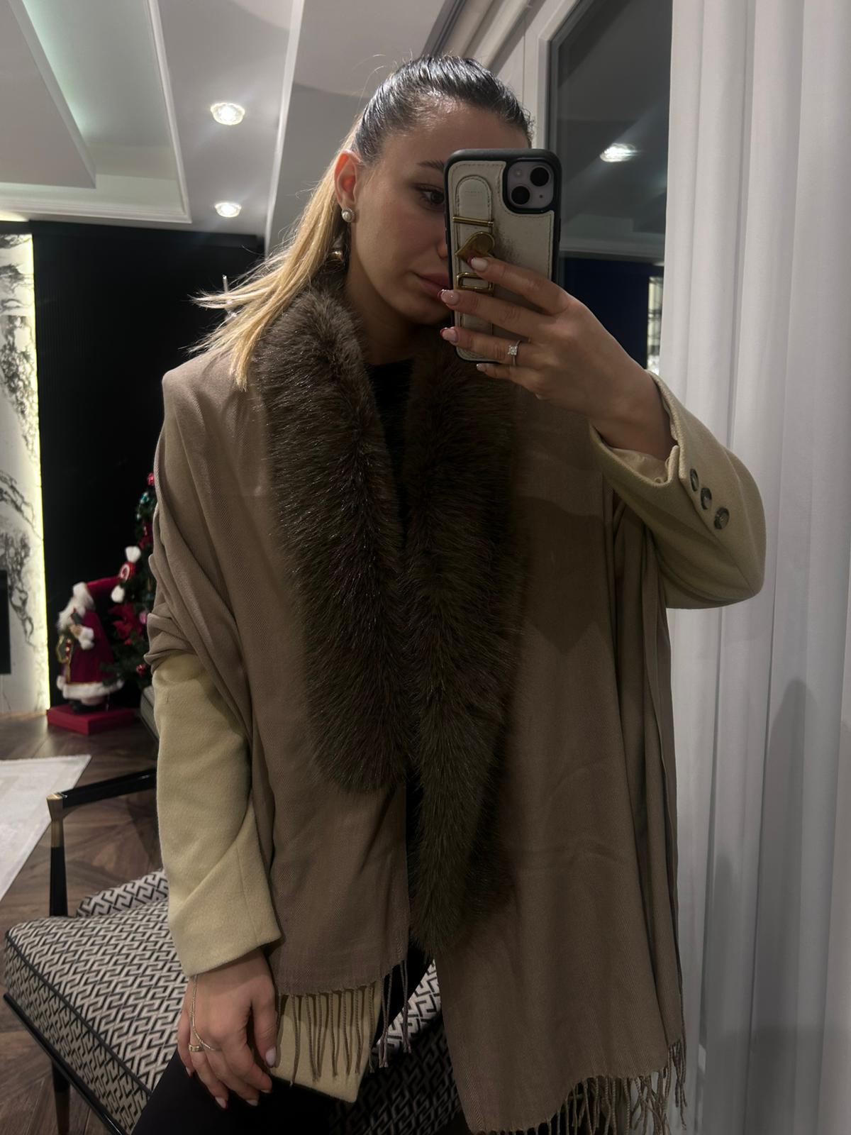 JF Kürklü Püsküllü Şal - Vizon