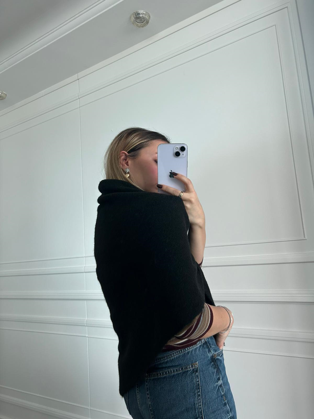 JF Üçgen İçten Geçmeli Triko Şal - Siyah